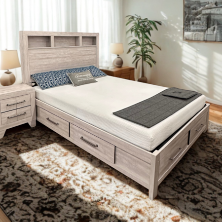 PALM BEACH WHITE QUEEN BED |