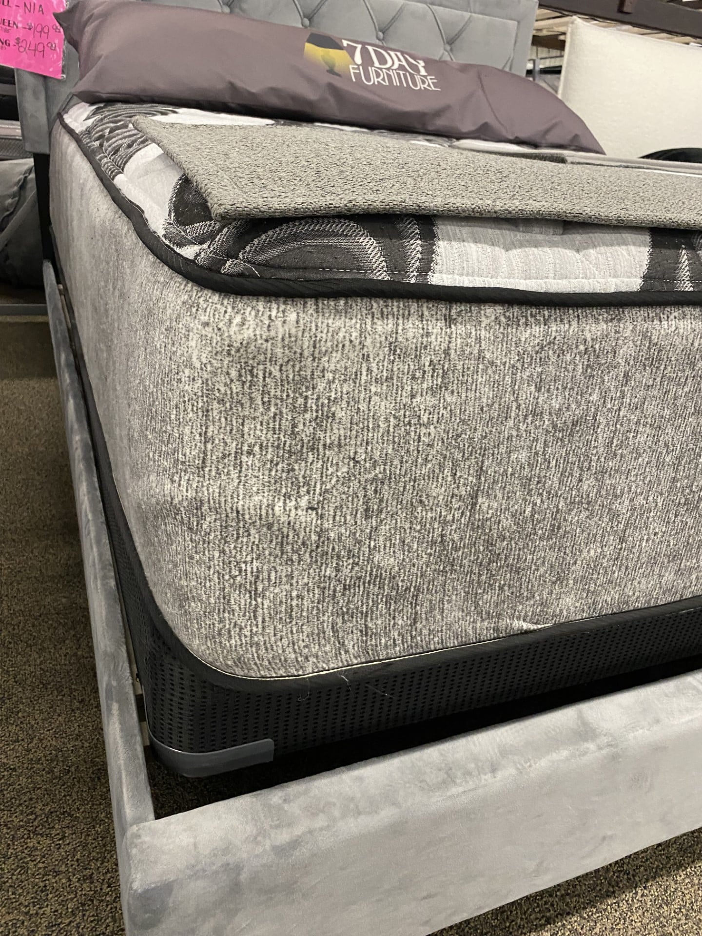 MAJESTIC PLUSH QUEEN MATTRESS |