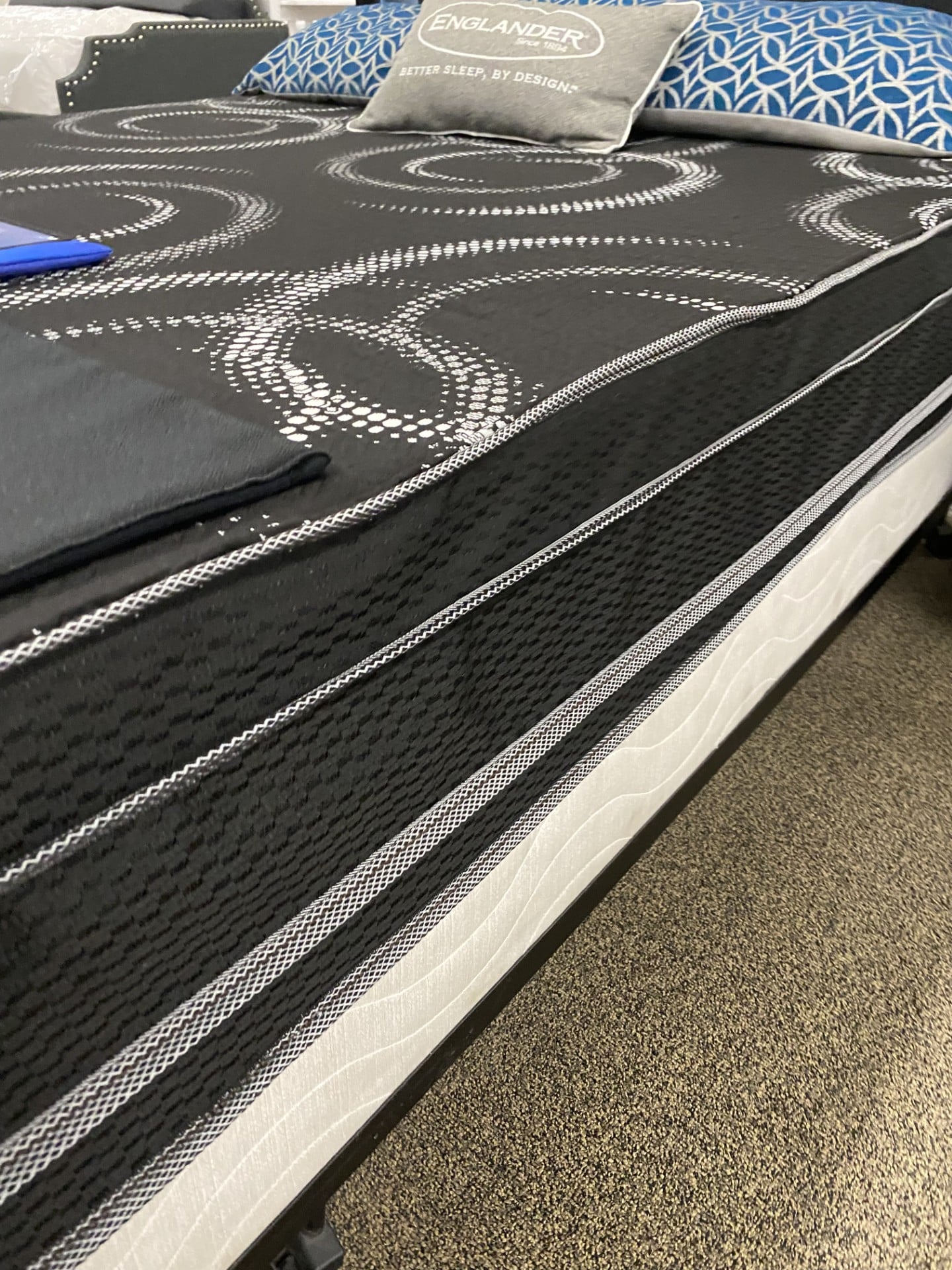 EL SUPREMO BLACK DOUBLE SIDED. | QUEEN MATTR