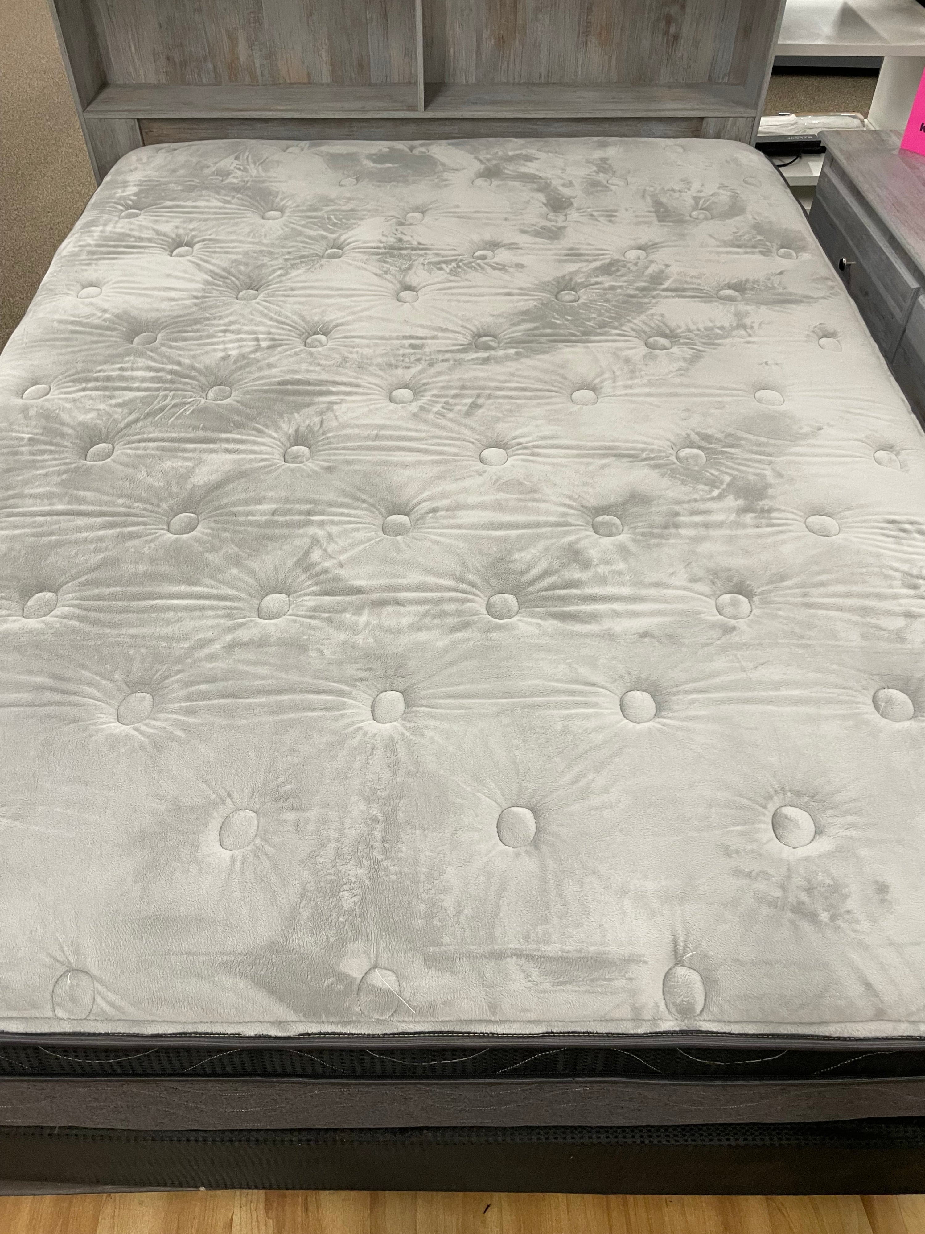 NOBLE TEDDY QUEEN MATTRESS |