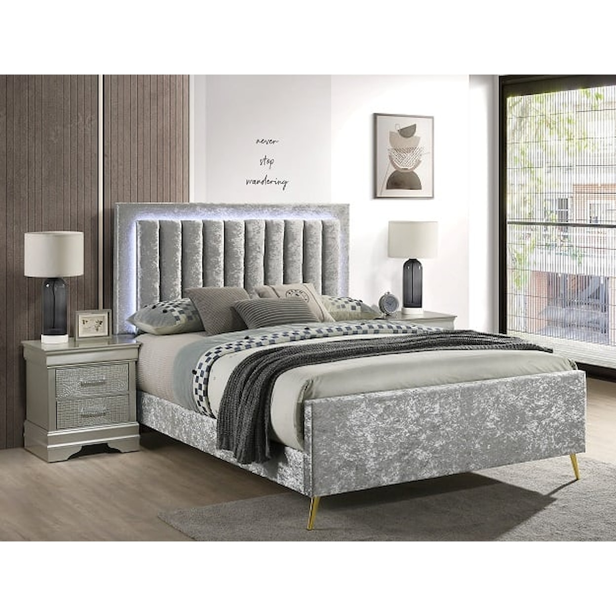 Crown Mark Krushed Silver KRUSHED SILVER LIGHT UP QUEEN BED |