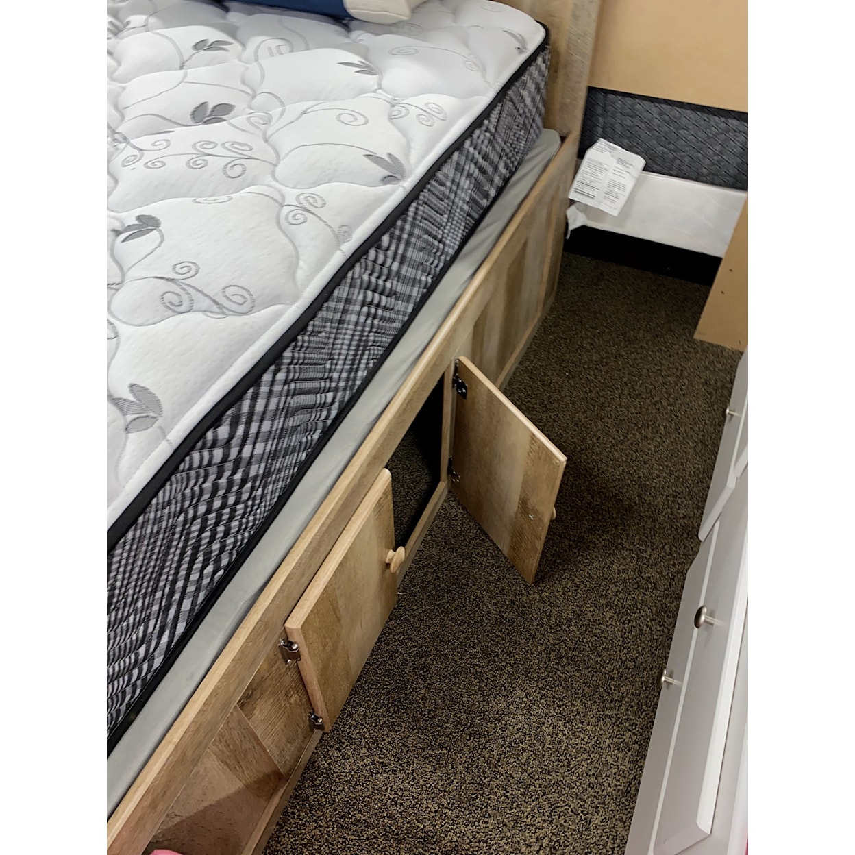 A & H Woodworking Captain MOUNTAIN CAPTAIN TWIN BED | WITH SIDE DRAWER