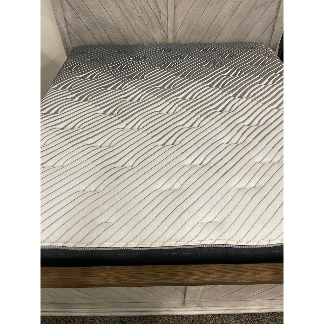 Jamison Bedding Lane Serenity SERENITY KING MATTRESS |