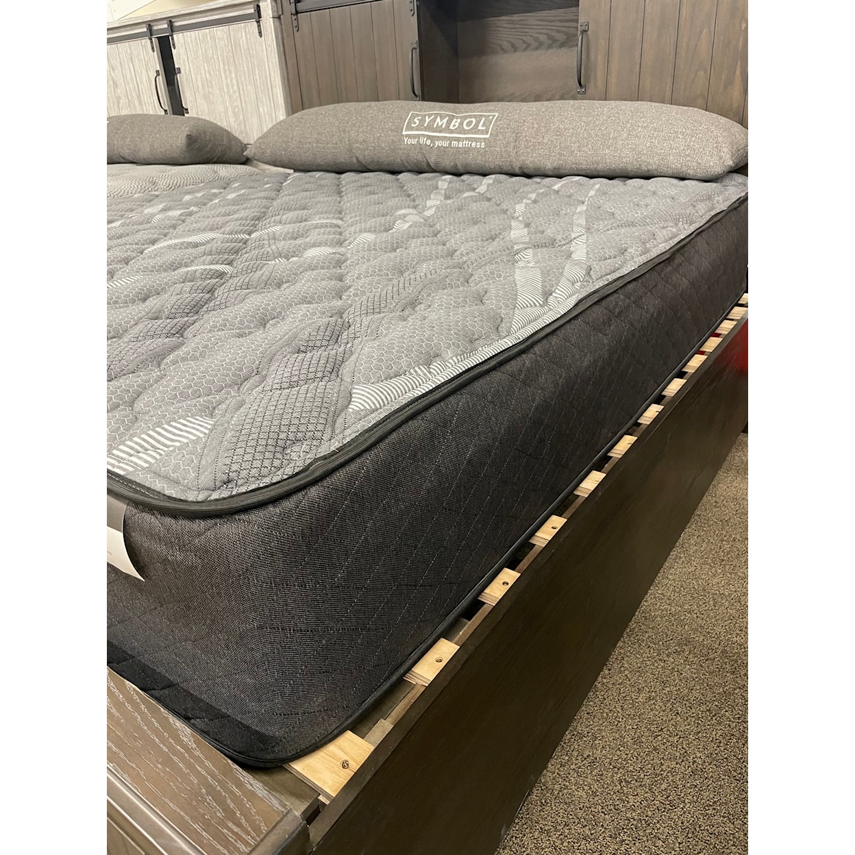 Symbol Mattress Jaelyn Firm JAELYN FIRM QUEEN MATTRESS |