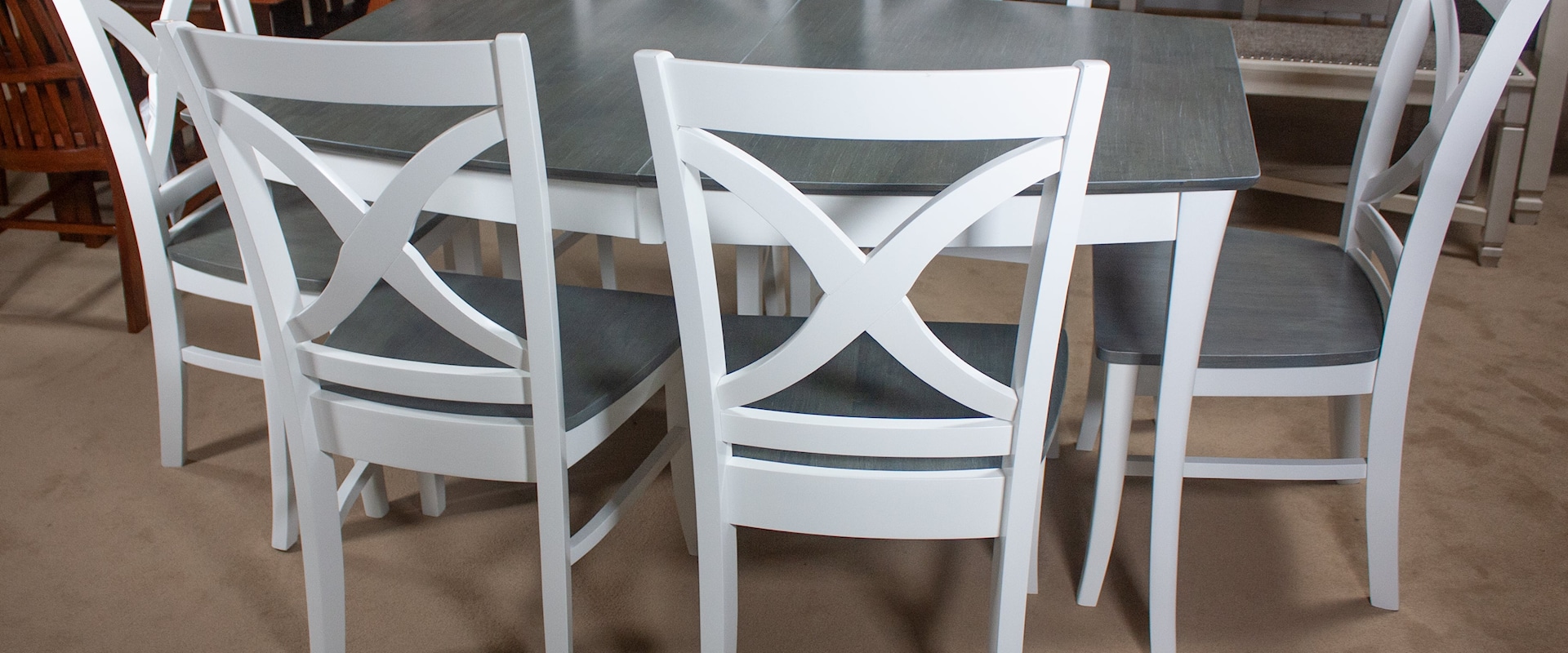 Solerno Butterfly Extension Table with 6 Solerno Side Chairs in Two-Tone Heather Gray/White Finish