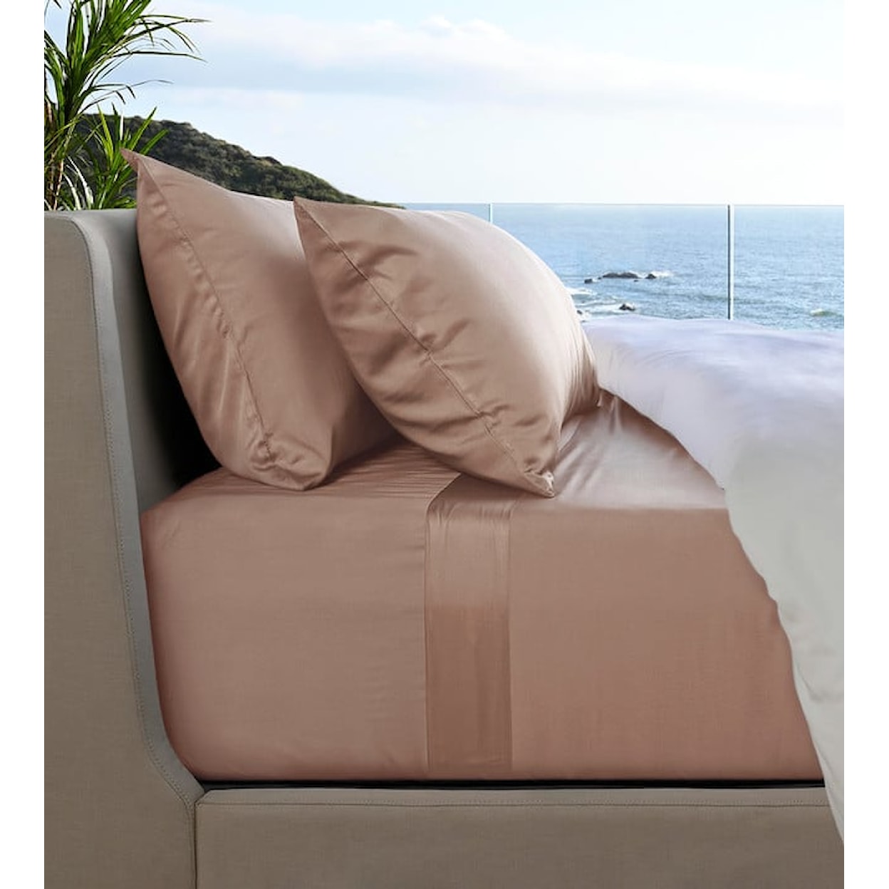 Cariloha Resort Bamboo Bed Sheets Queen Set of Resort Bamboo Sheets in Blush