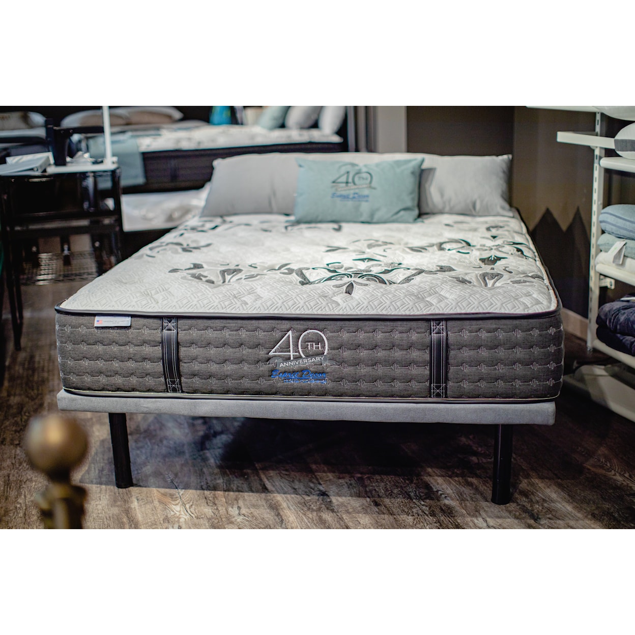 Paramount Sleep 40th Anniversary Collection Queen HD SD Classic Lux Firm Mattress