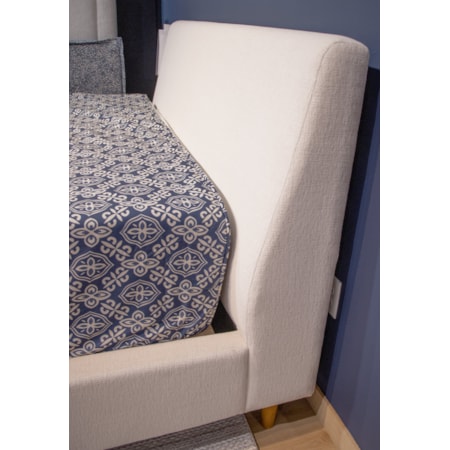 Customizable Queen Bed w/ Storage Footboard