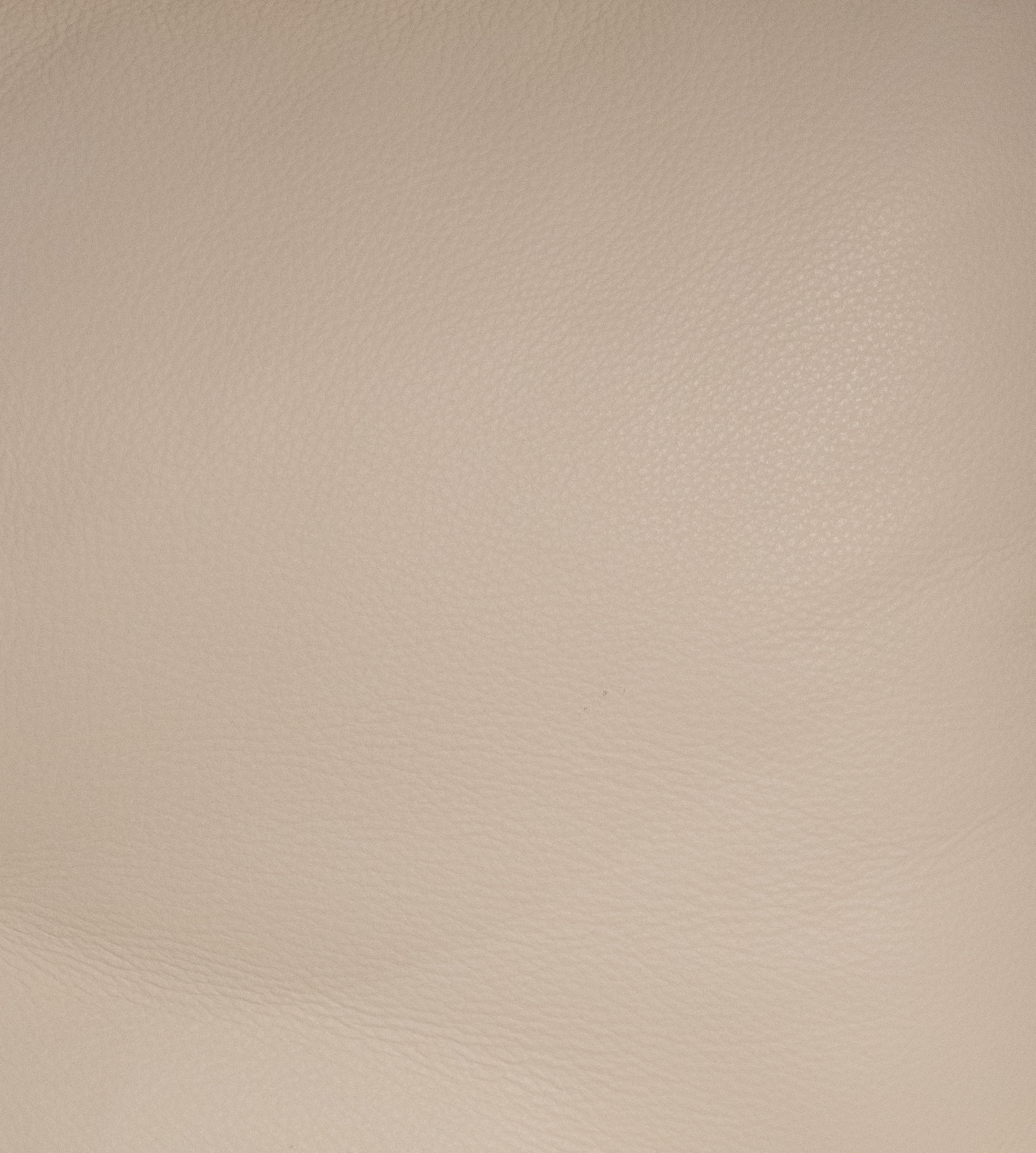 Wallhugger with Power Headrest