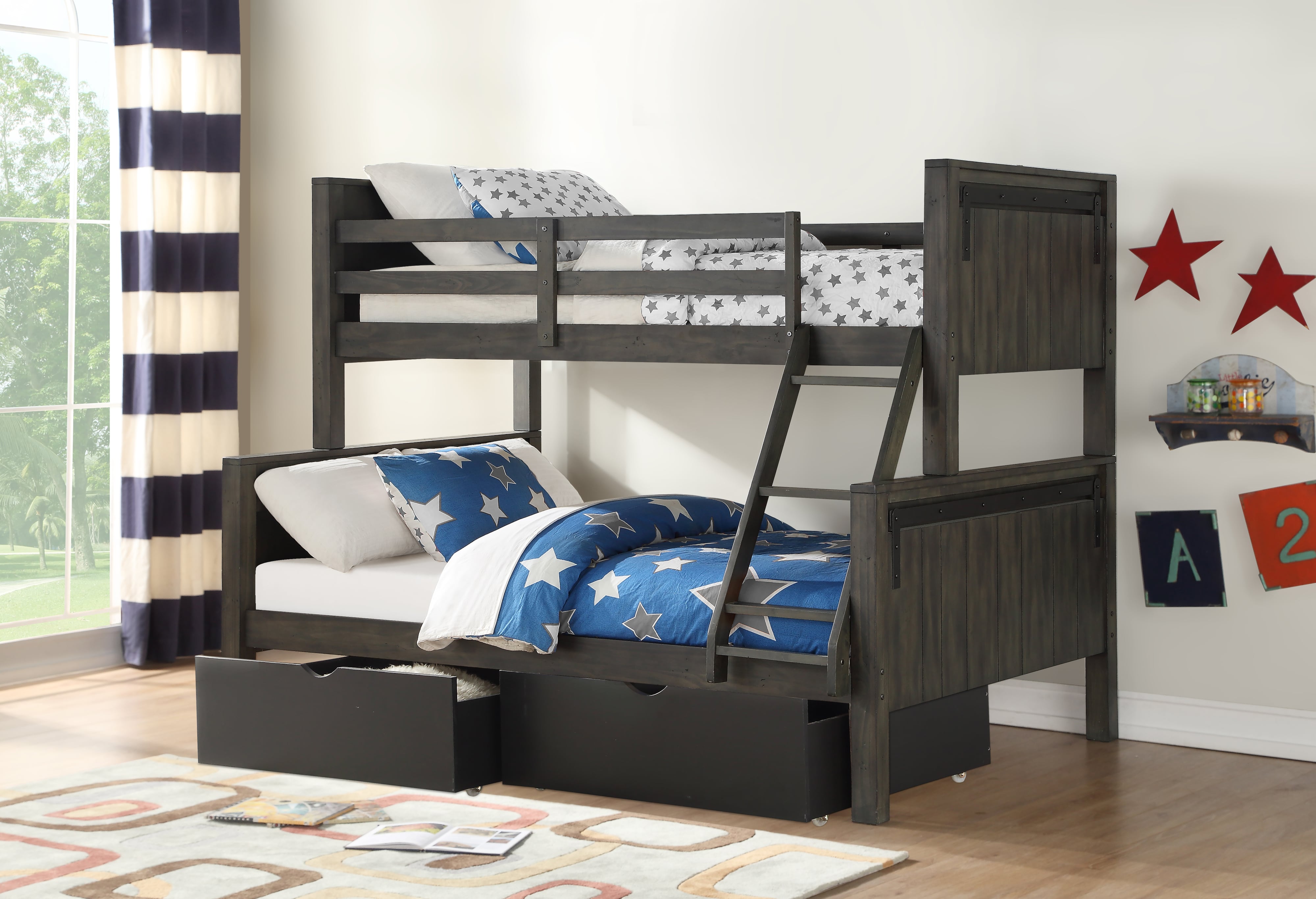 Twin/Full Bunk Bed
