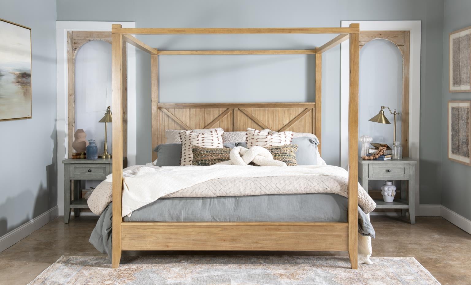 Queen Canopy Bed