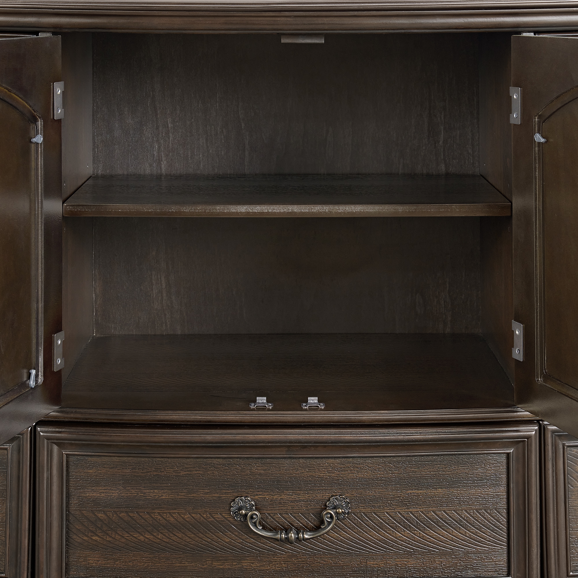 Brunswick 7-Drawer Dresser In Mahogany