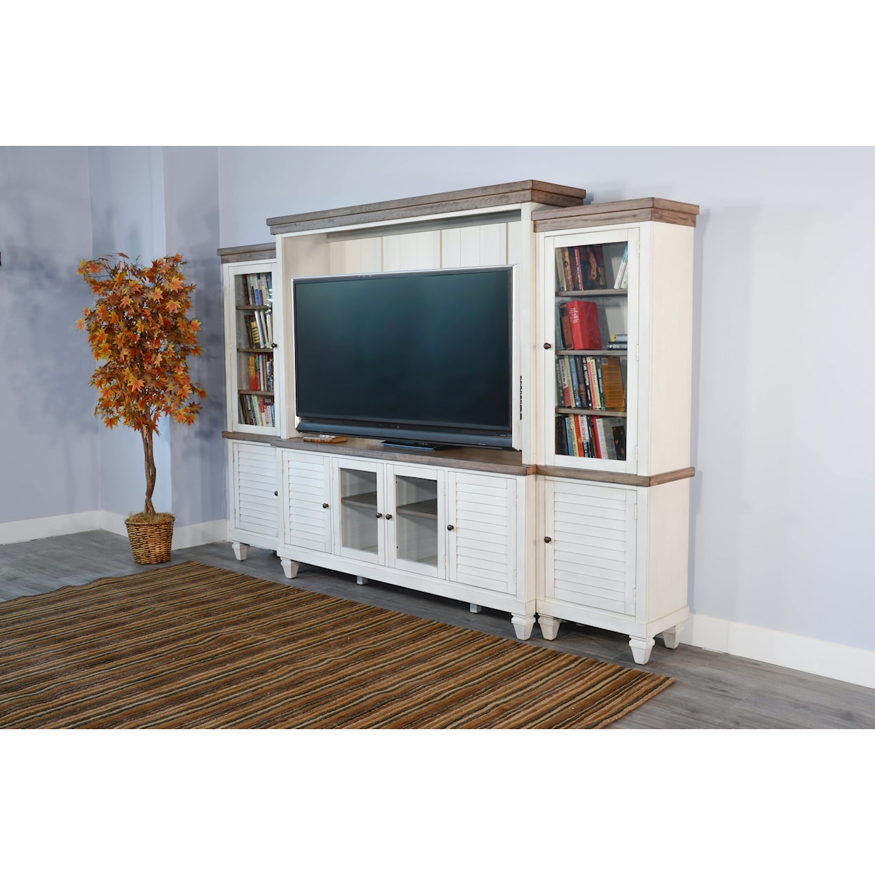 Sunny Designs Pasadena Entertainment Wall with Two-Tone Finish