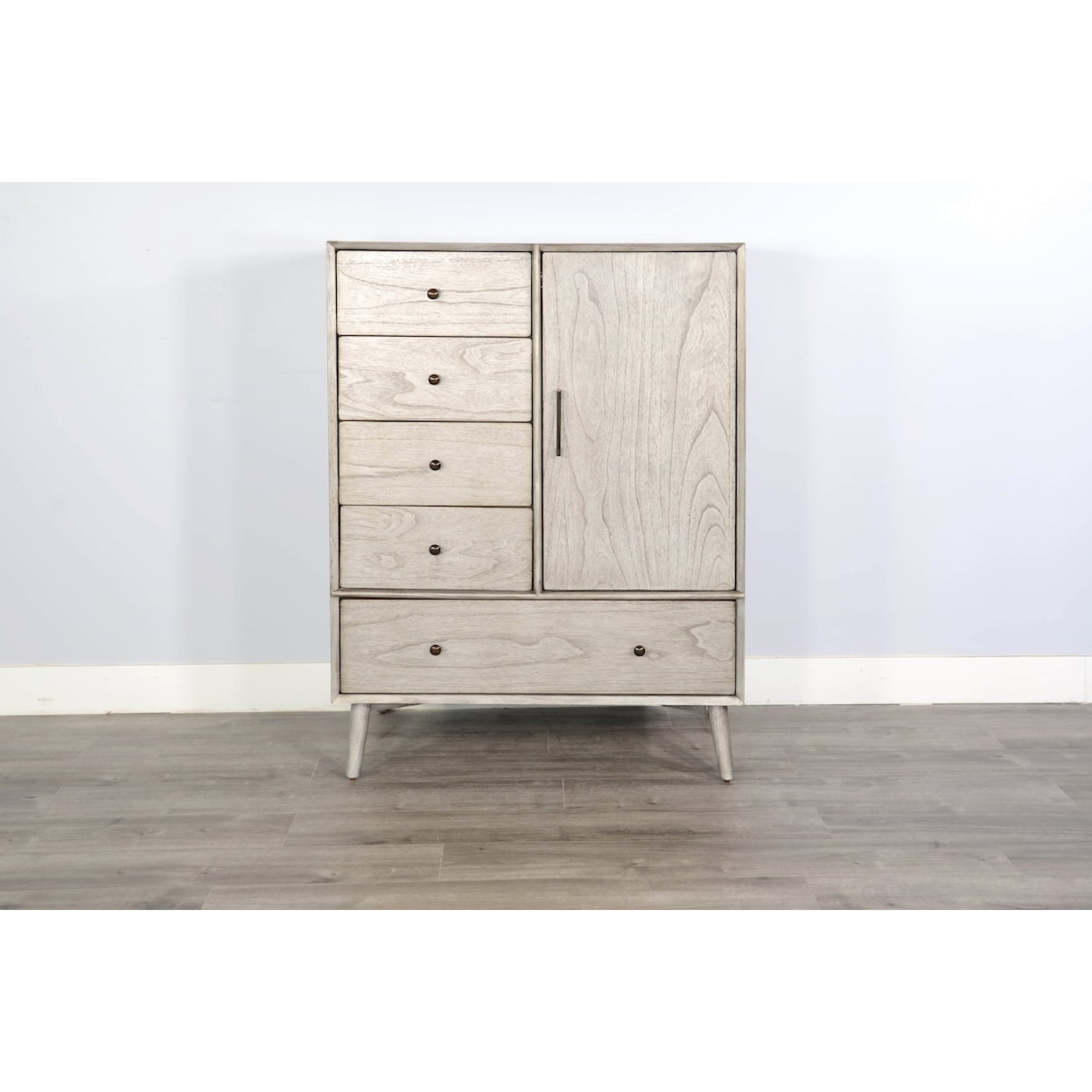 Sunny Designs American Modern Chest