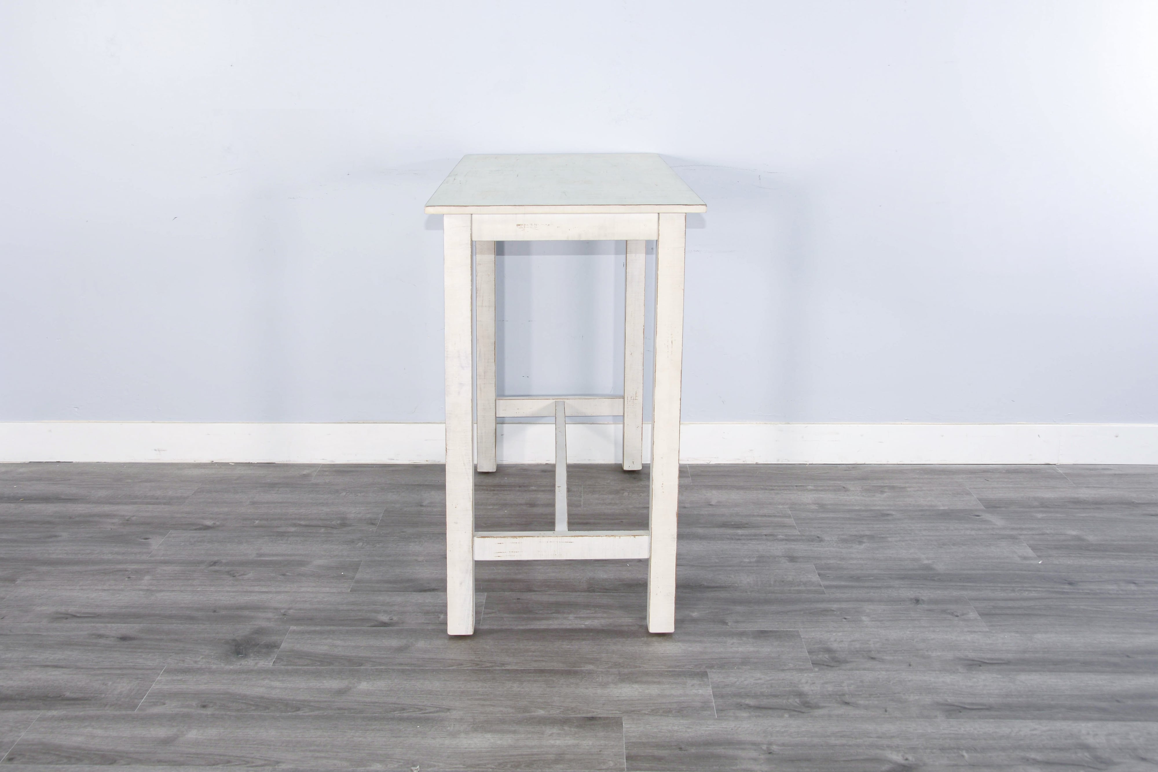 Magohany Wood Pub Table