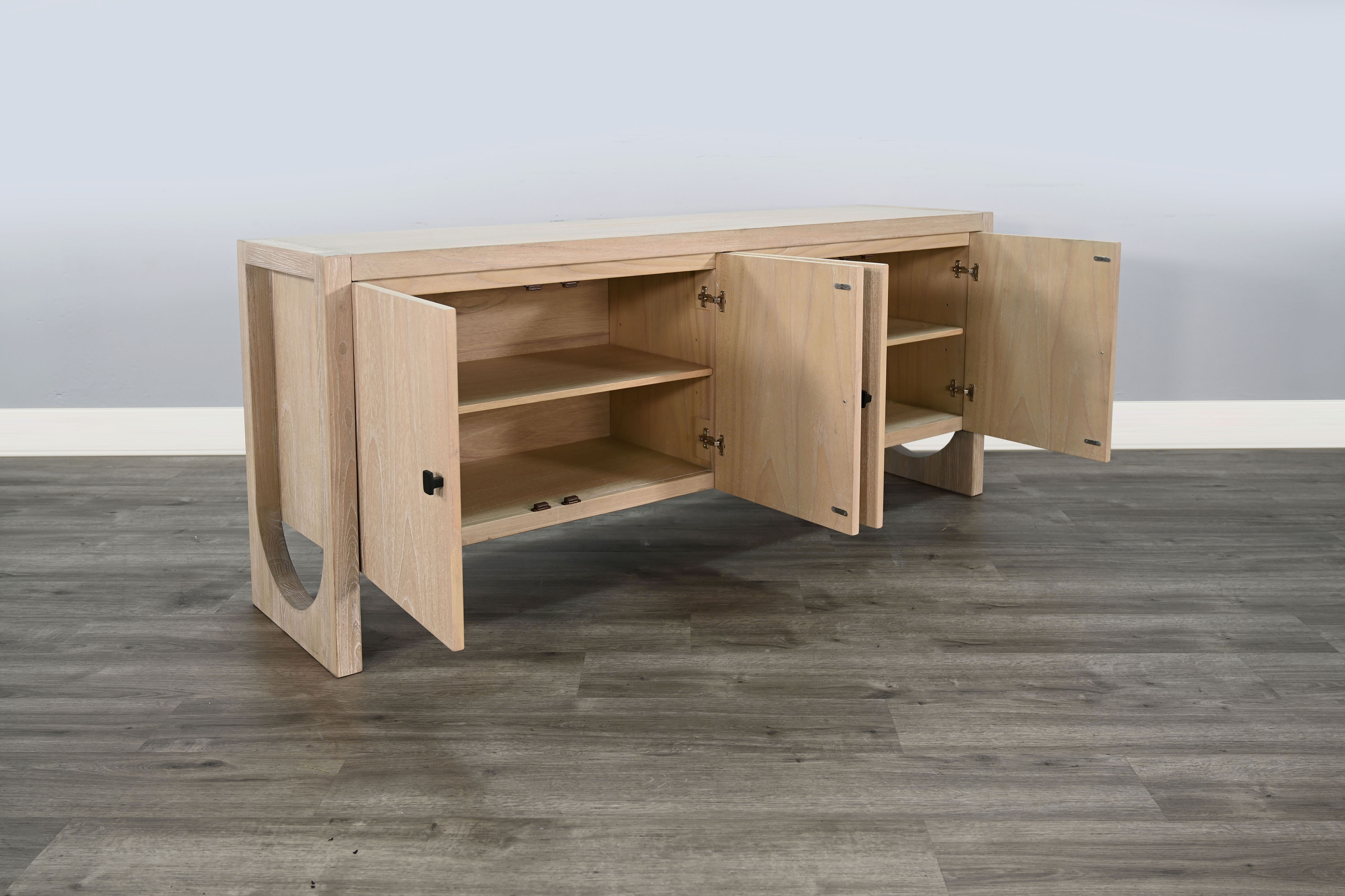 Liz Arched Leg Oak Buffet