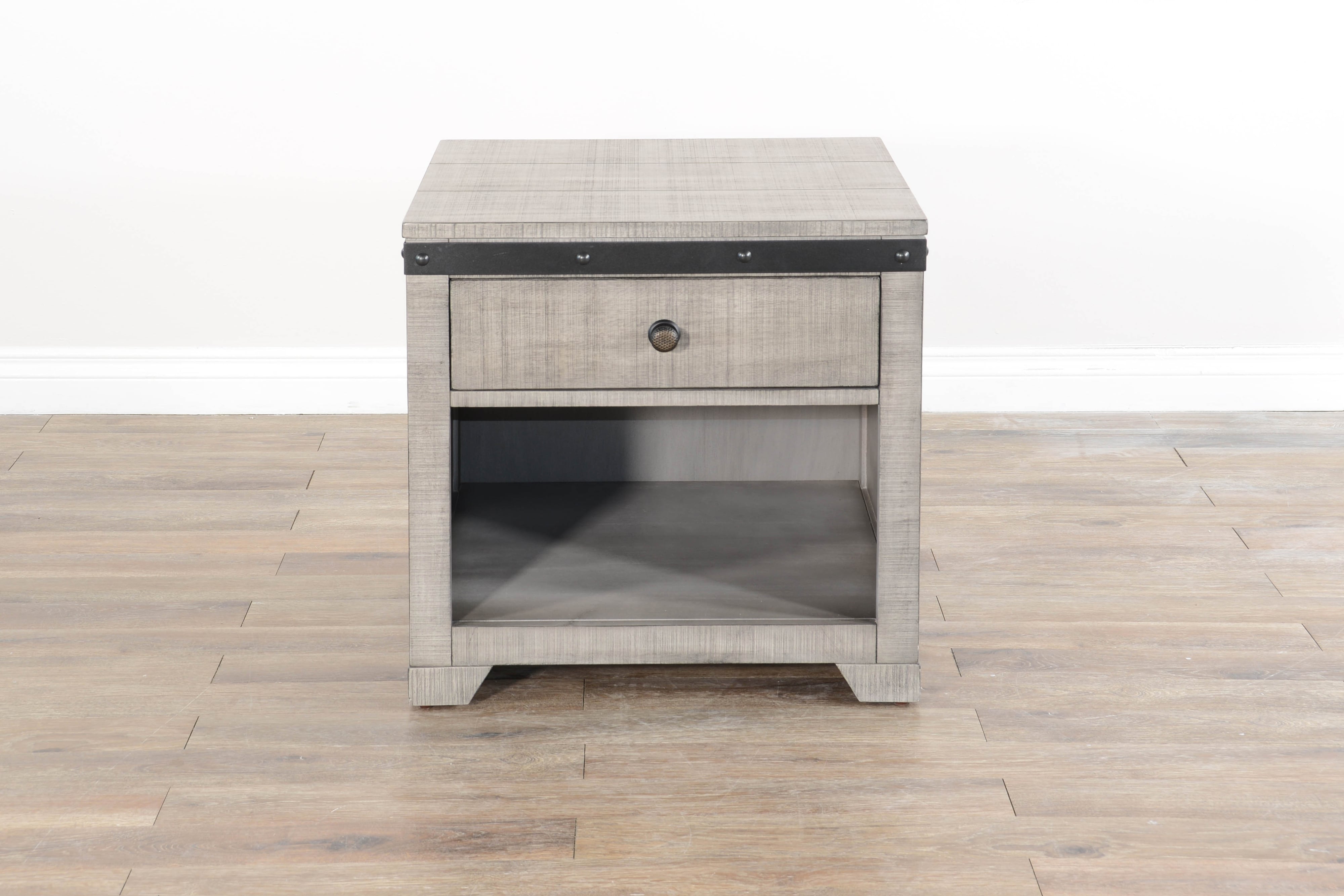 Sunny Designs Alpine End Table