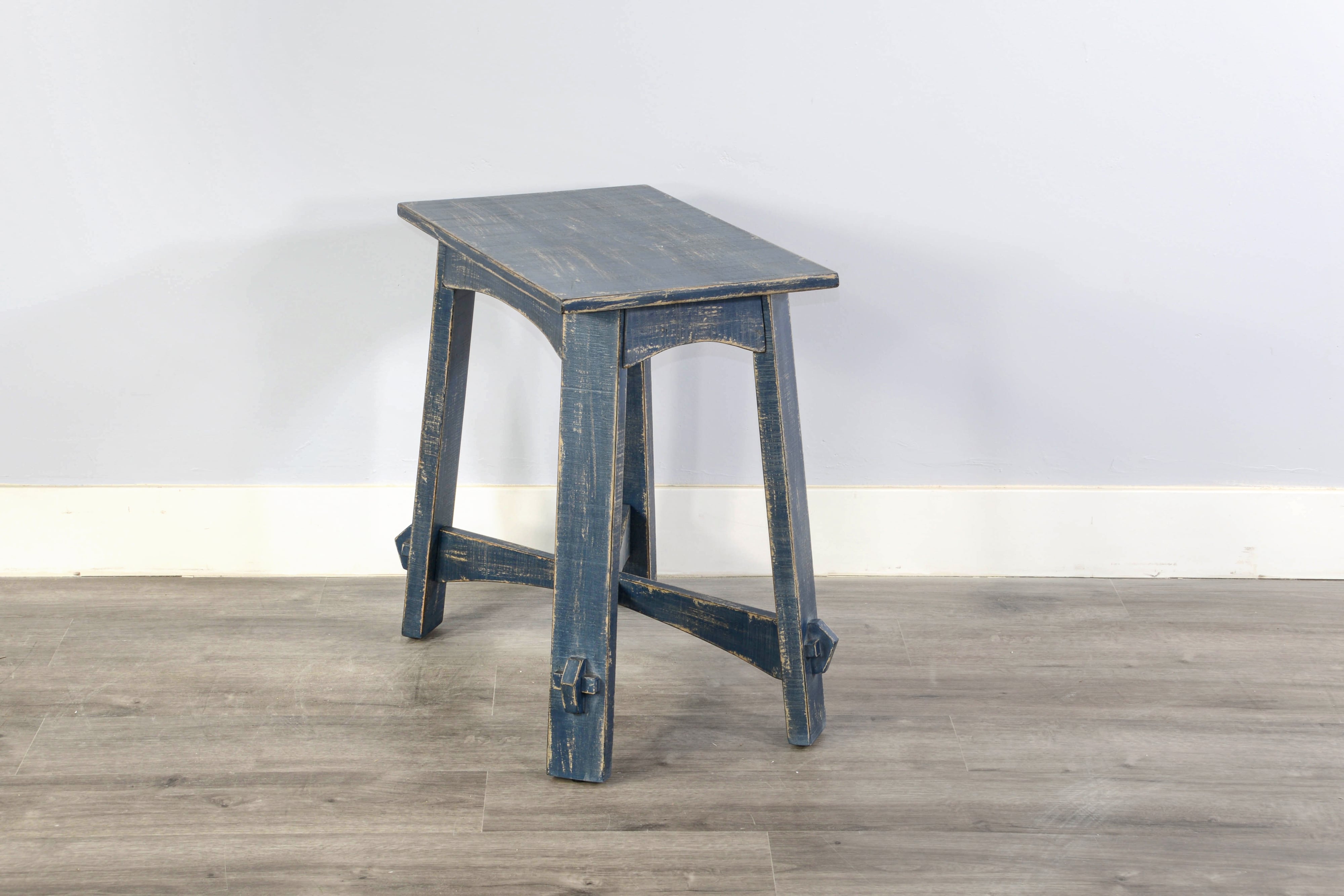 Sunny Designs Marina Ocean Blue Chair Side Table