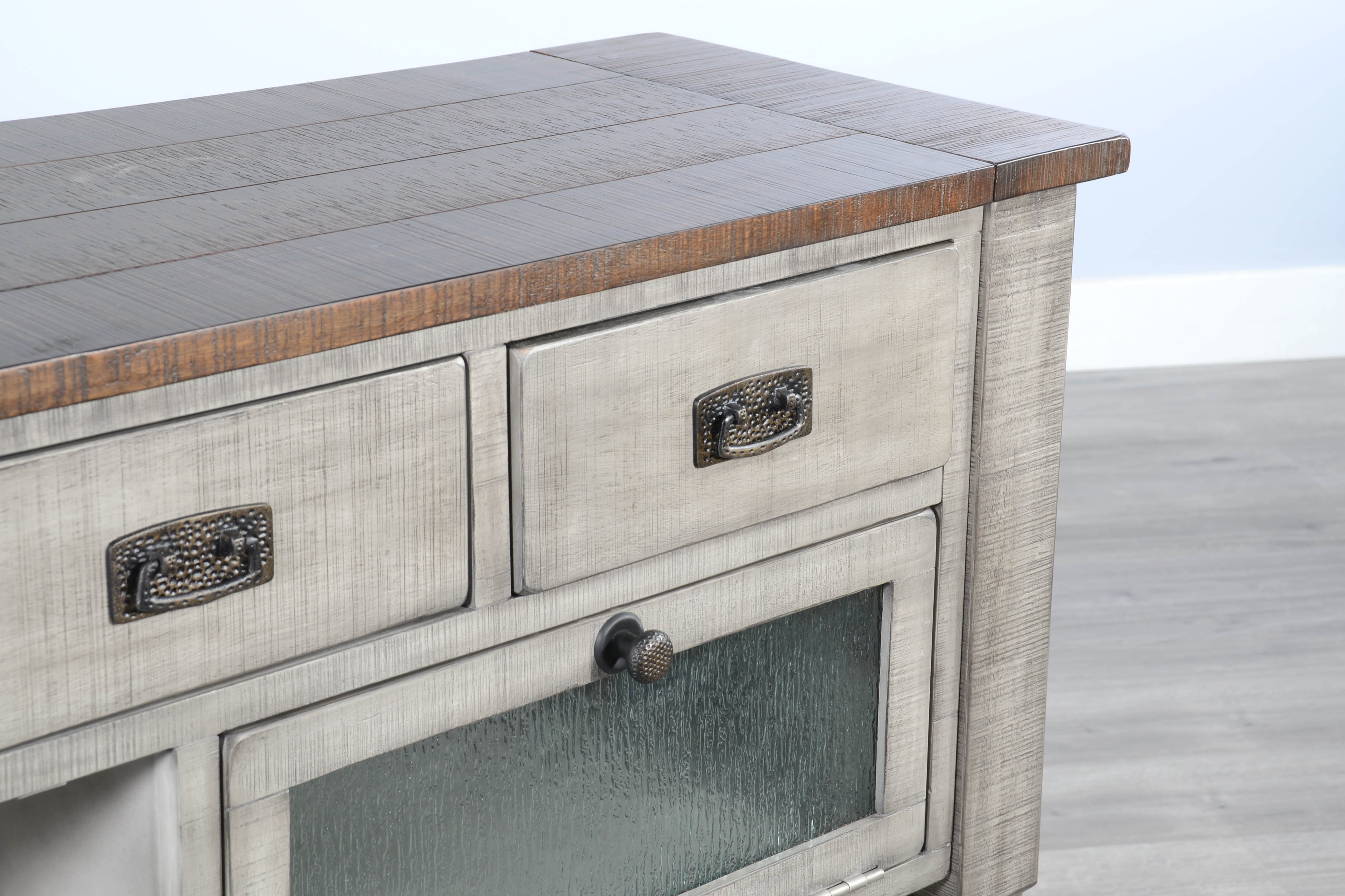 Sunny Designs Homestead Hills Server