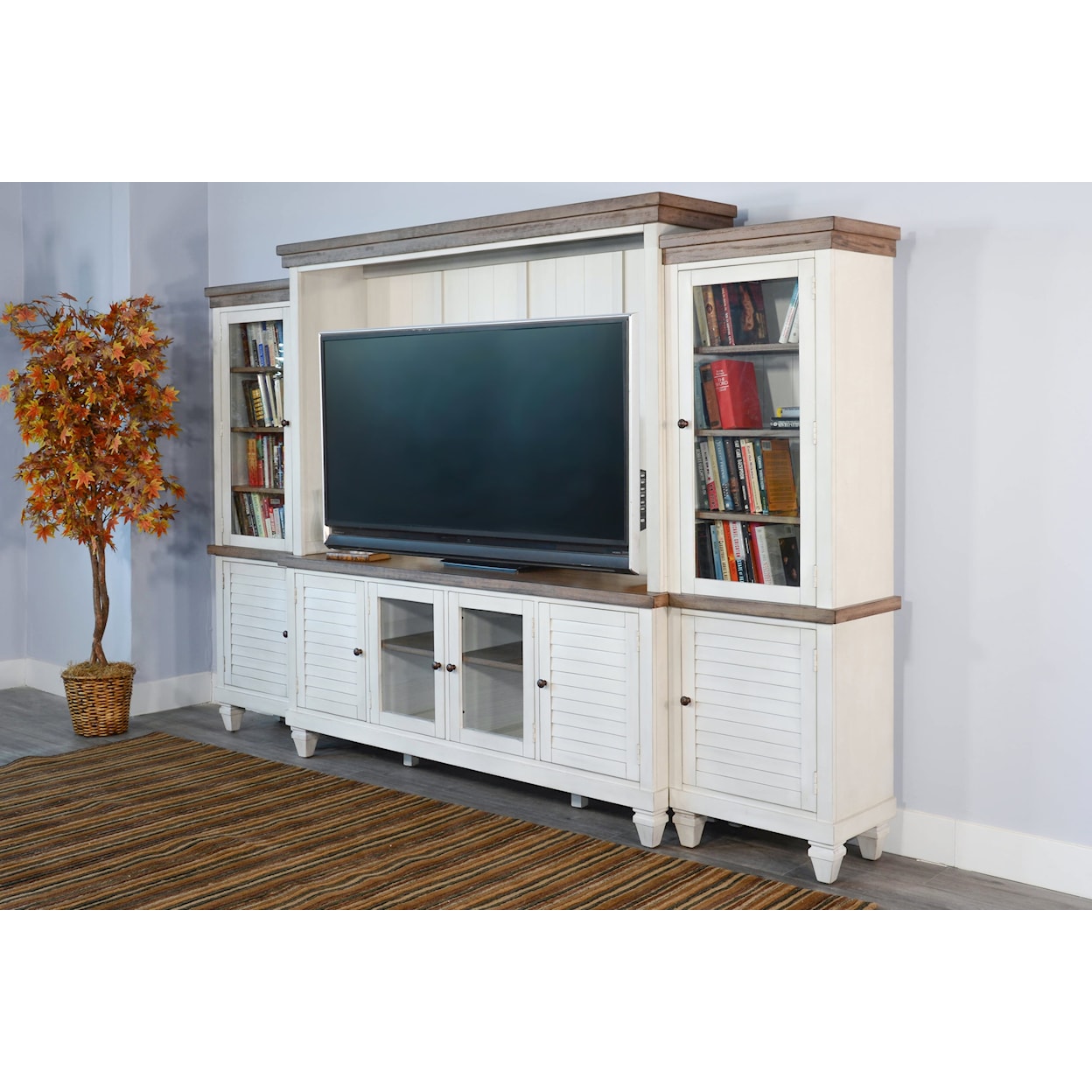 Sunny Designs Pasadena Entertainment Wall with Two-Tone Finish
