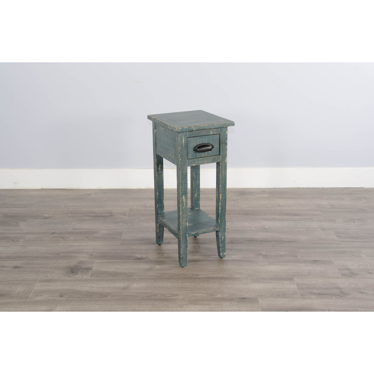 Sunny Designs Marina Sea Grass Chair Side Table