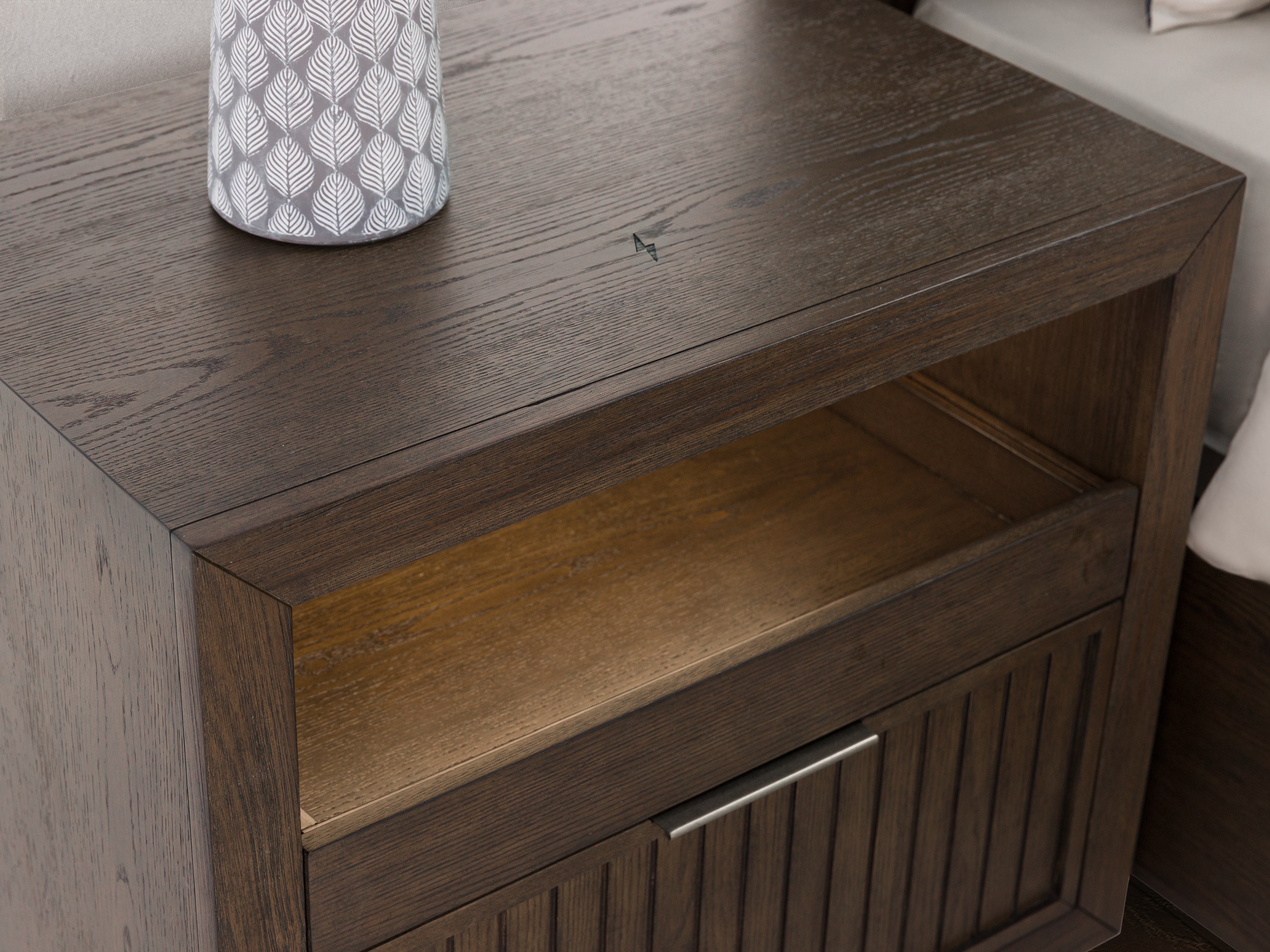 Flexsteel Statements Athens Single-Drawer Open Nightstand
