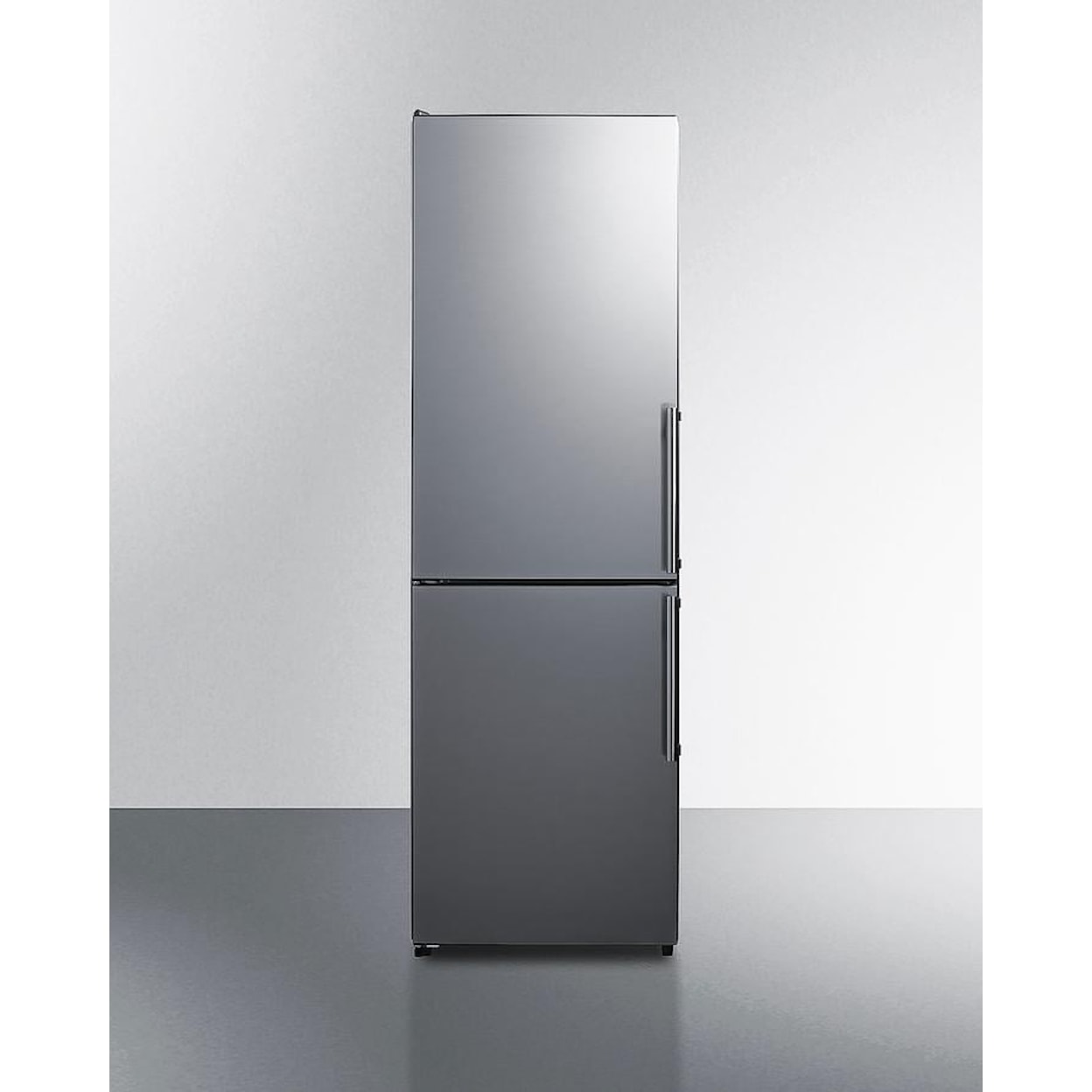 Summit Refrigerators Bottom Freezer Freestanding Refrigerator