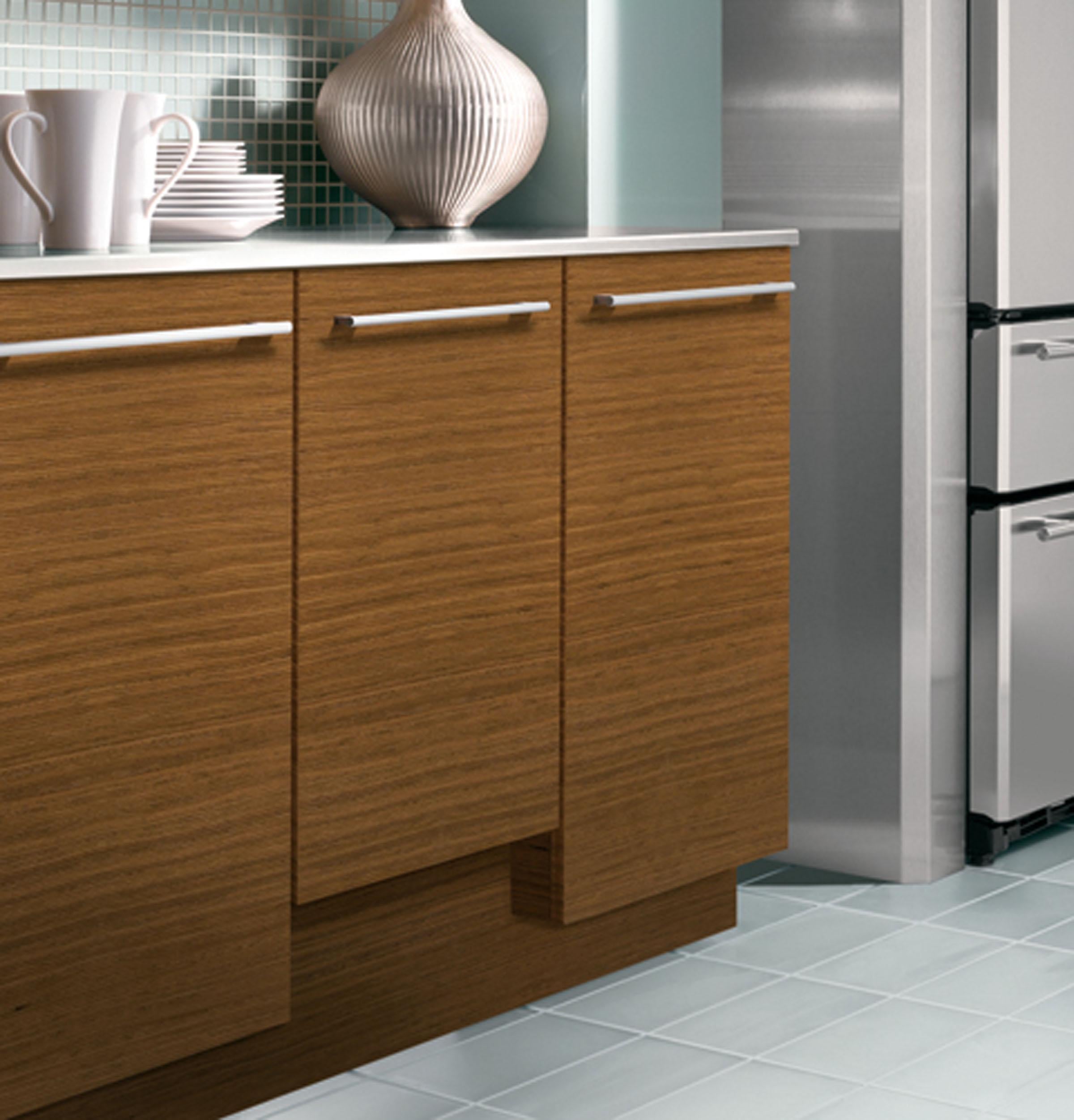 GE Appliances Built In Dishwasher