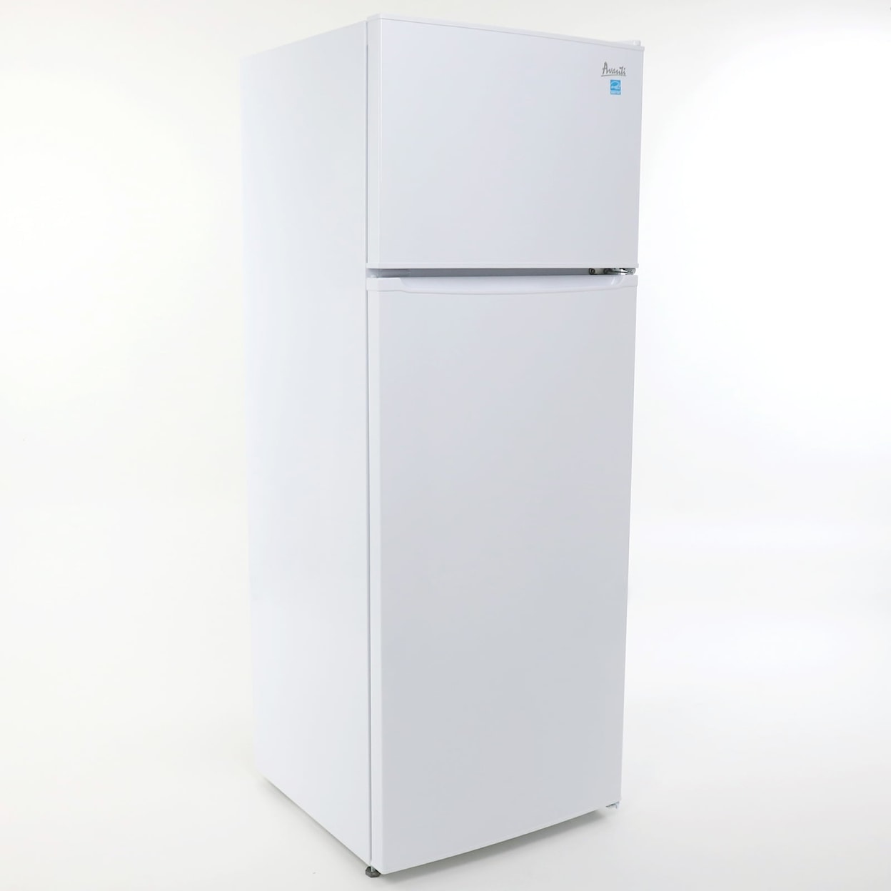 Avanti Refrigerators Compact Refrigerator