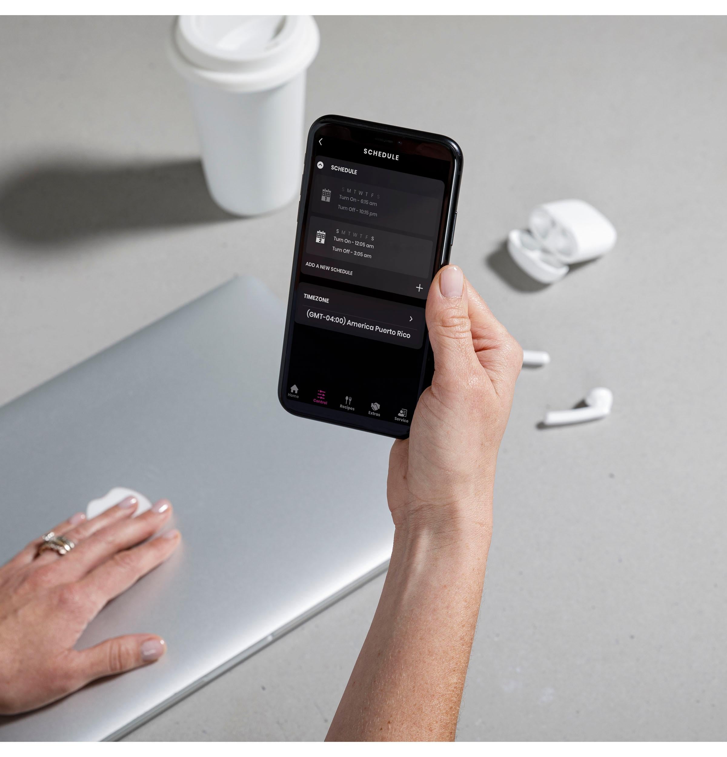 GE Appliances Freezers Ice Makers