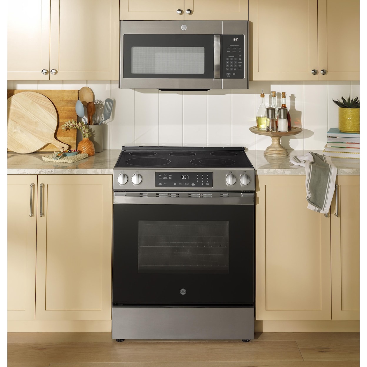 GE Appliances Electric Ranges Freestanding Smoothtop Electric Range