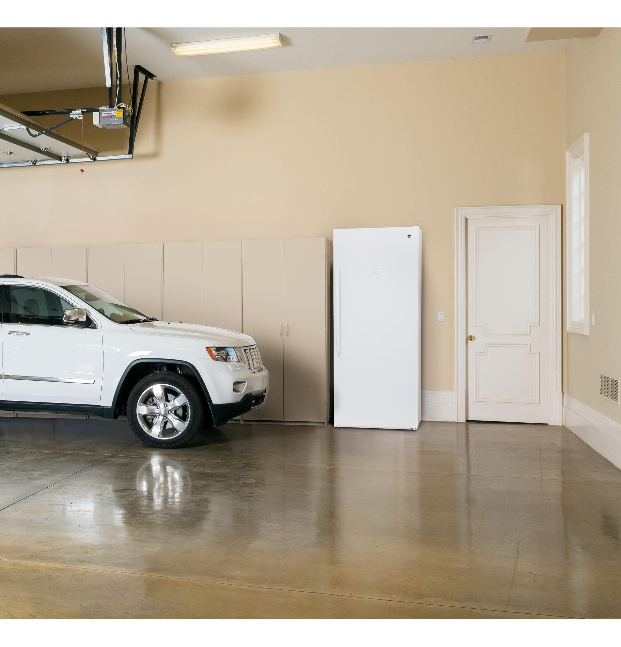 GE Appliances Freezers (Canada) Upright Freezer