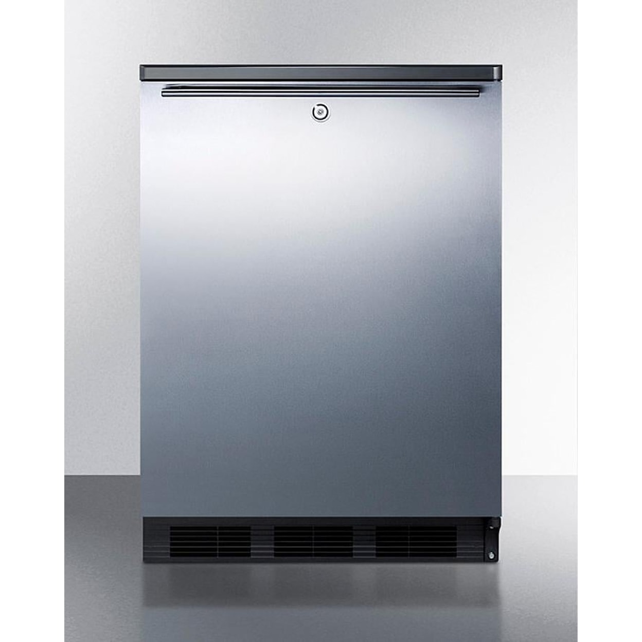 Summit Refrigerators Compact Refrigerator