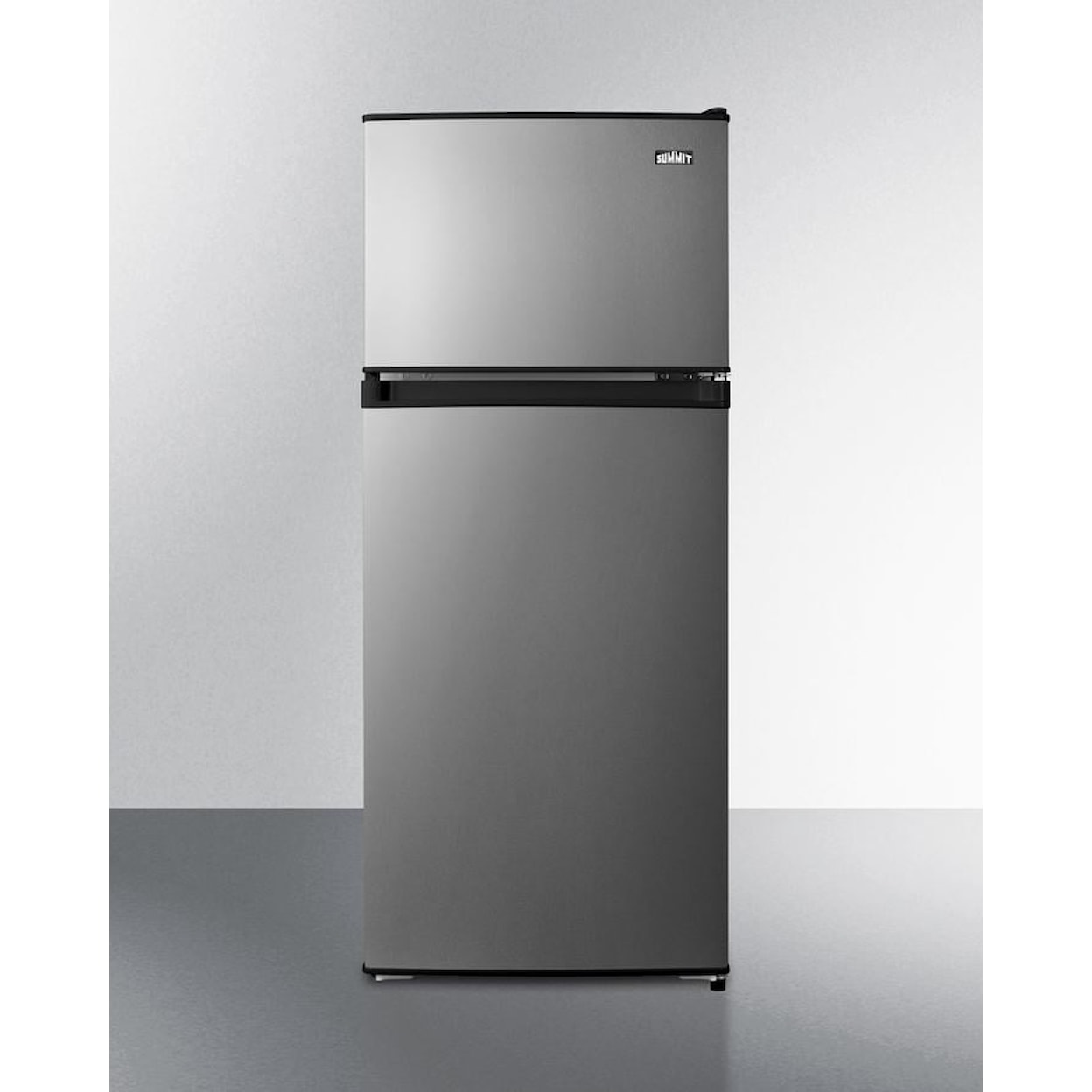 Summit Refrigerators Compact Refrigerator