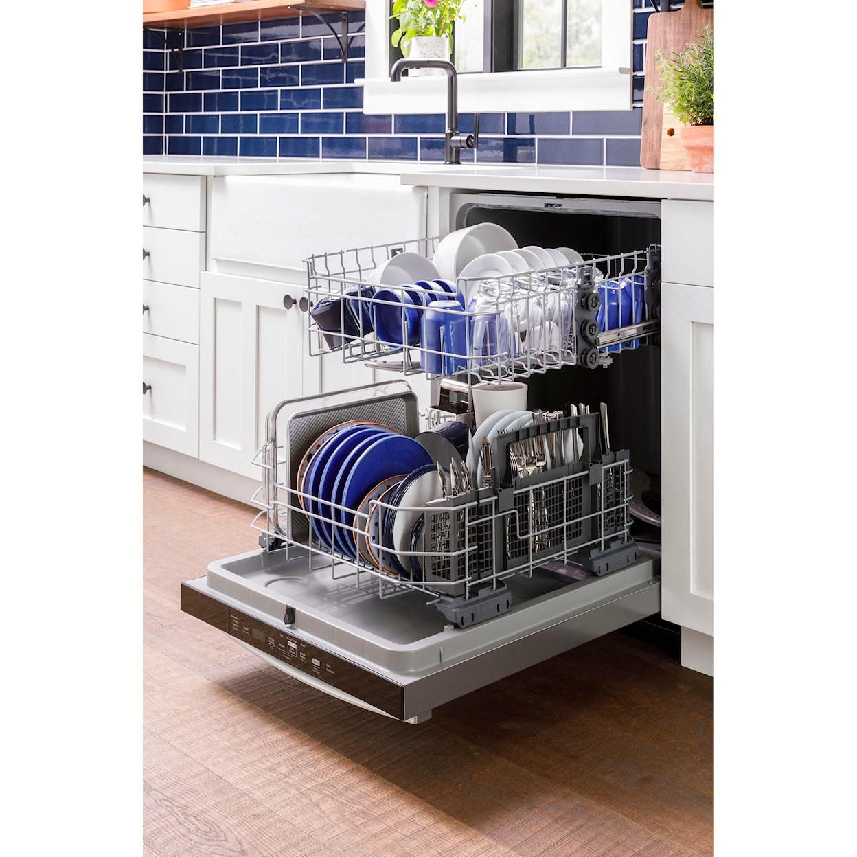 GE Appliances Dishwashers Built In Dishwasher