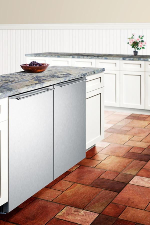 Compact Refrigerator