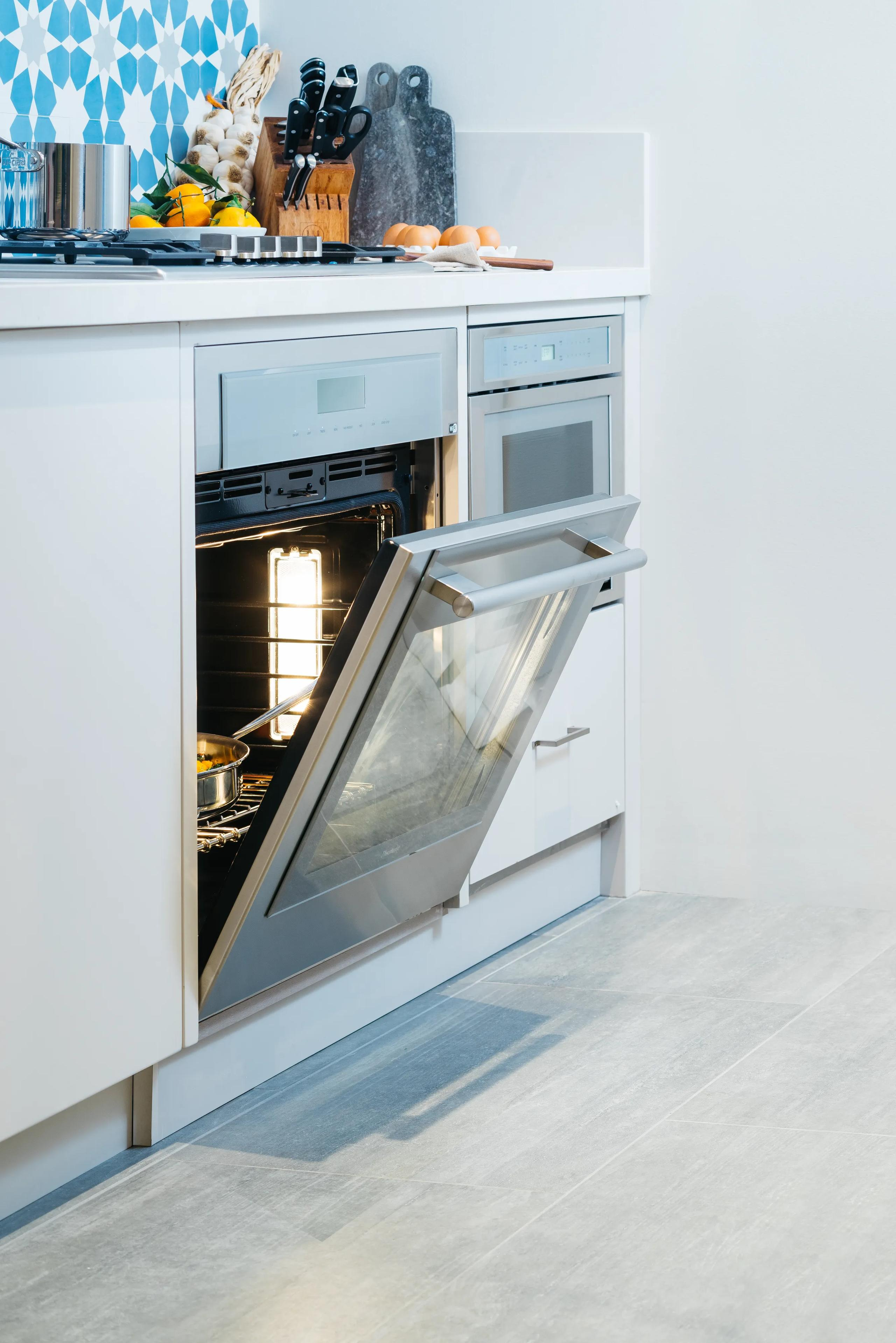 Single Wall Electric Oven