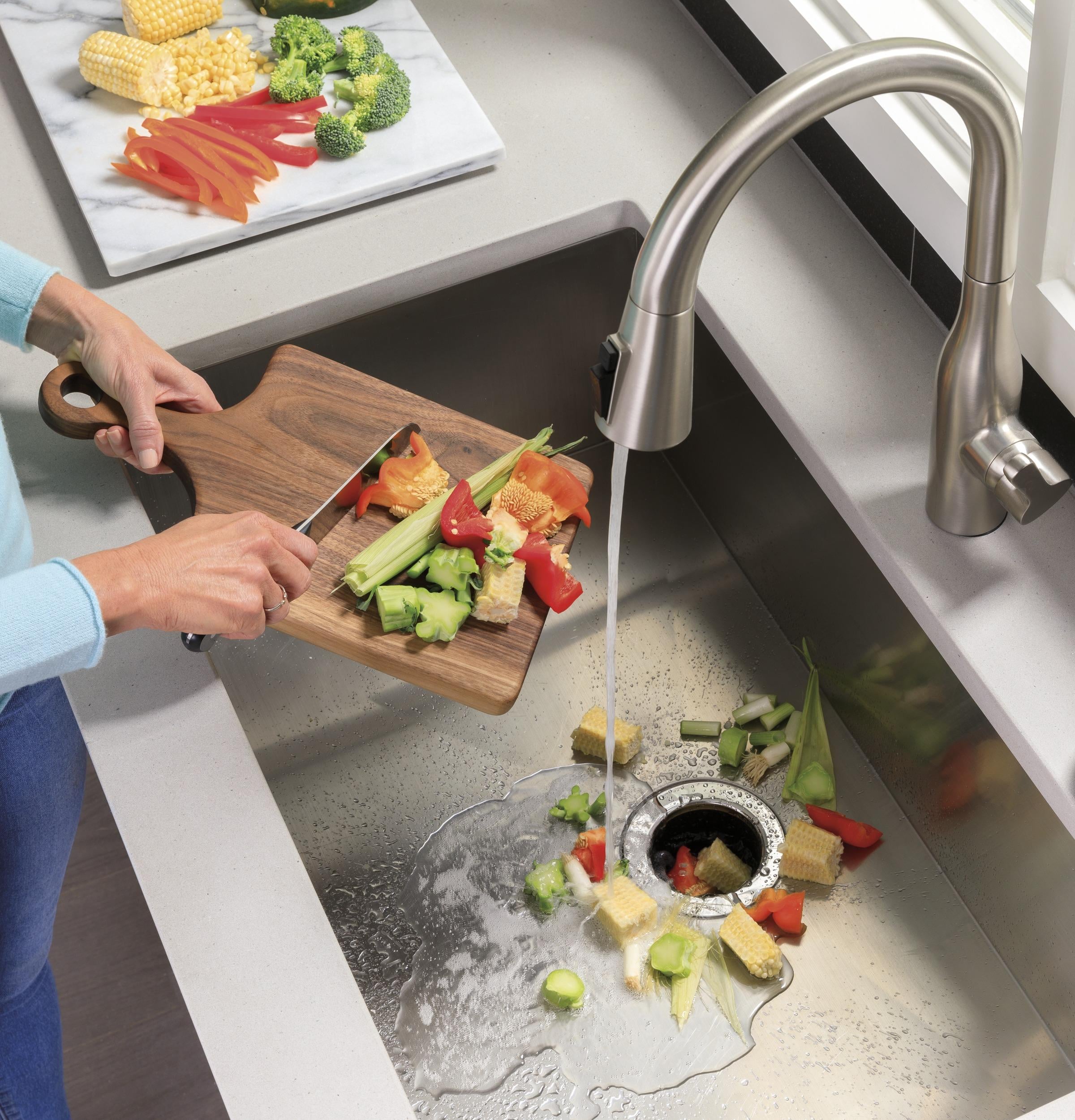 GE Appliances Garbage Disposer