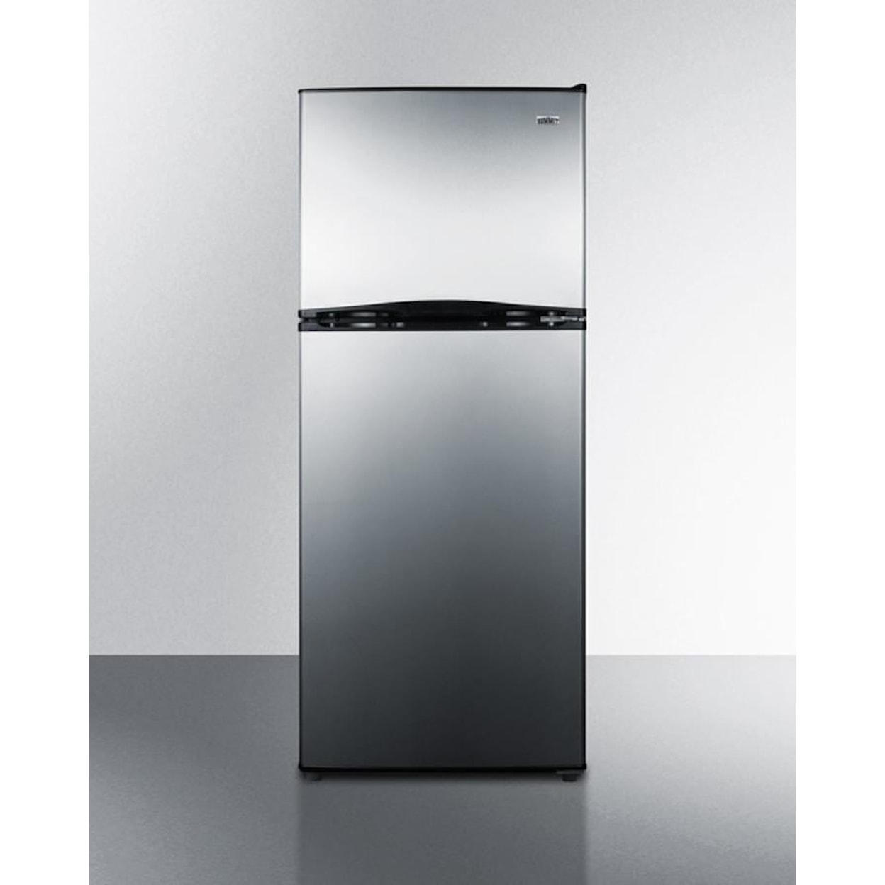 Summit Refrigerators Top Freezer Freestanding Refrigerator