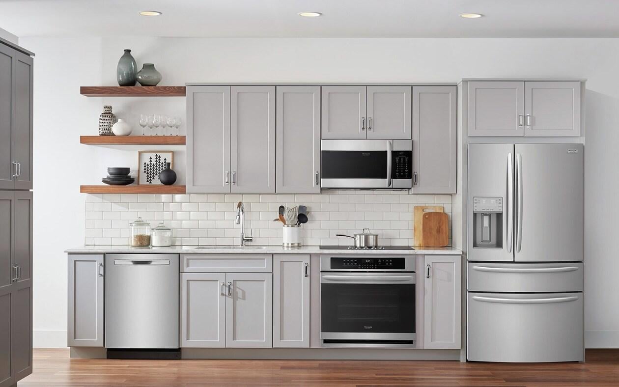 Frigidaire FG4H2272UF Frigidaire Gallery 21.4 Cu. Ft. CounterDepth 4