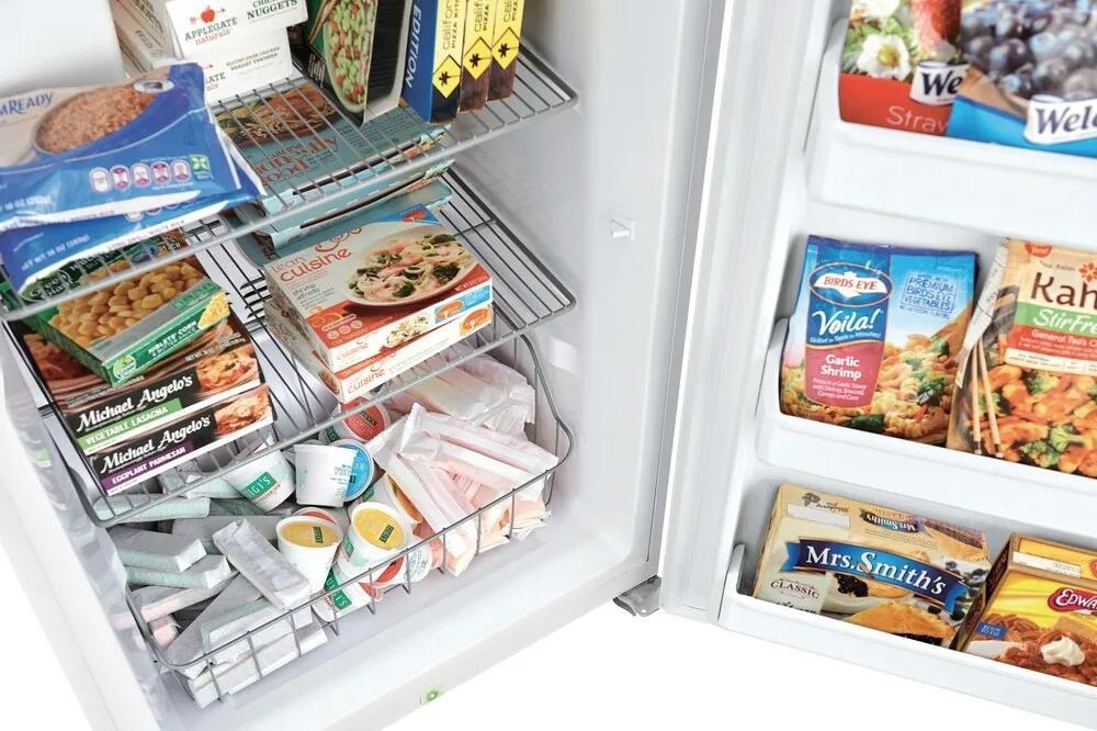 Frigidaire Freezers Upright Freezers
