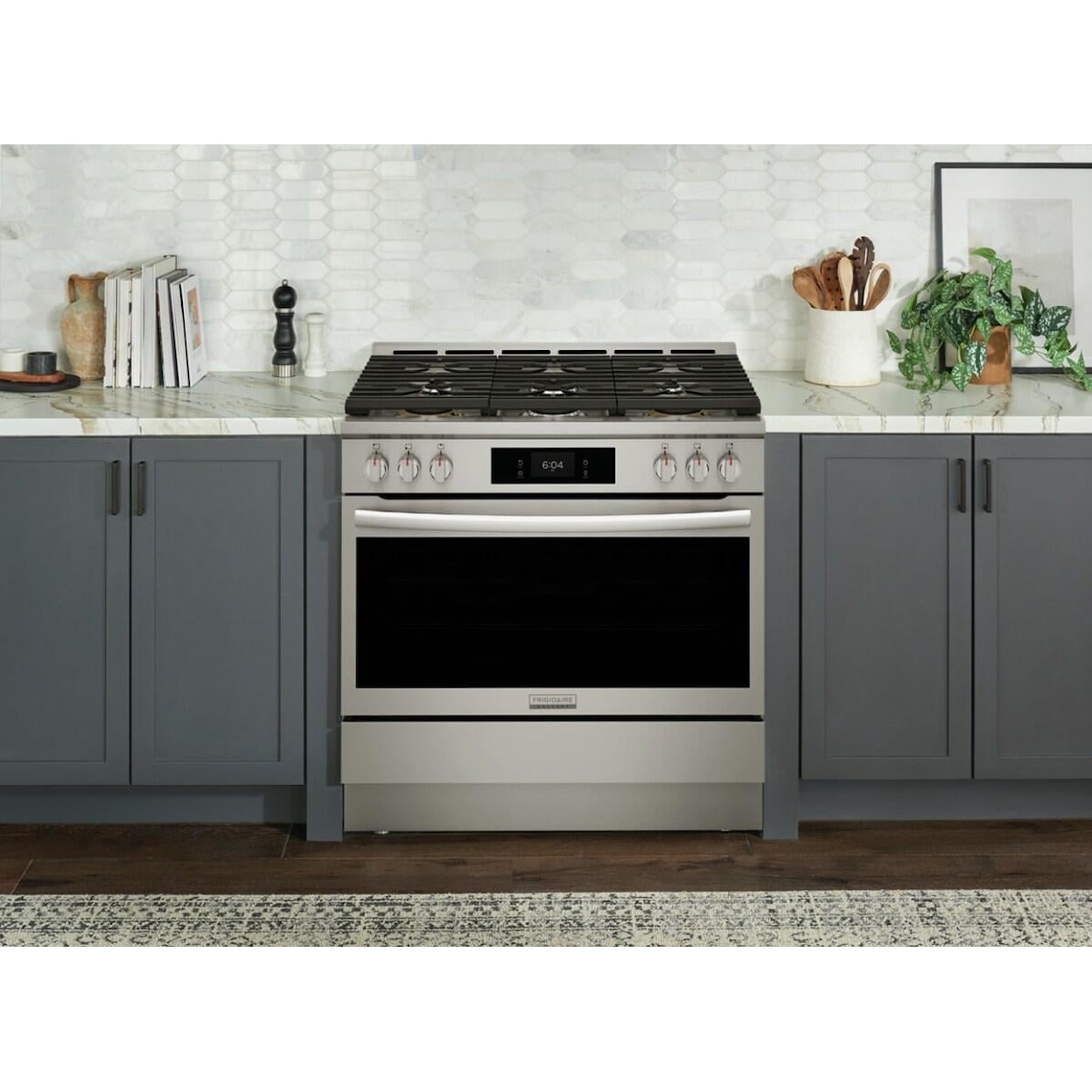 Frigidaire Gas Ranges 36" And Larger Free Standing Gas Range