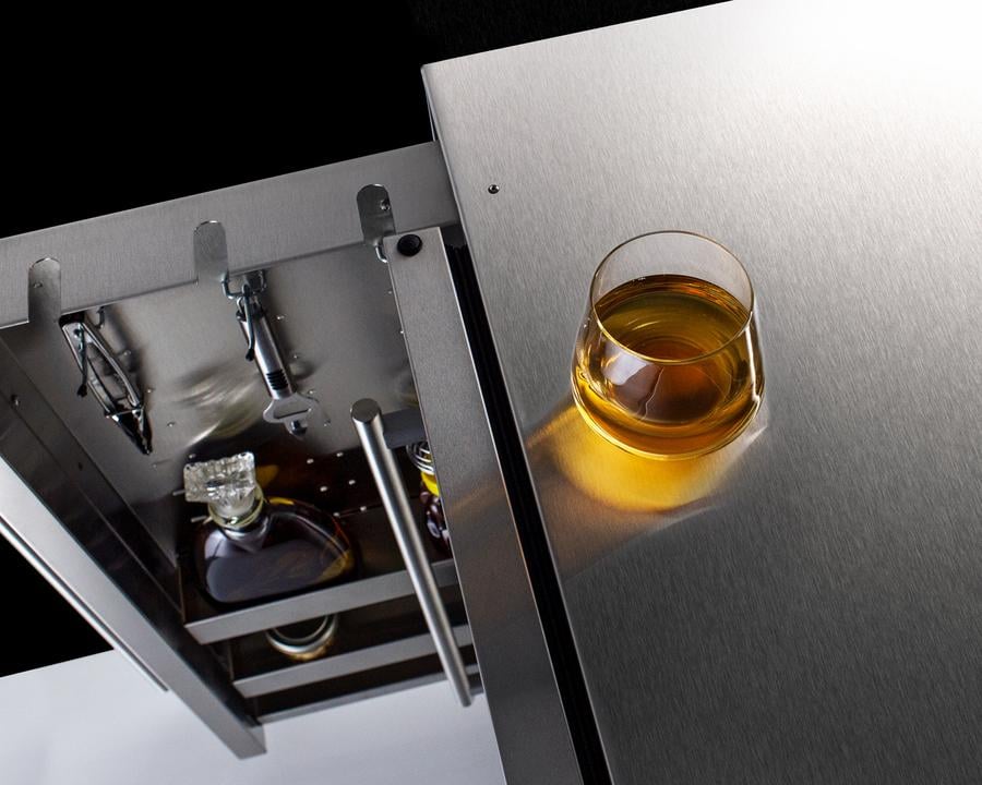 Summit Refrigerators Compact Refrigerator