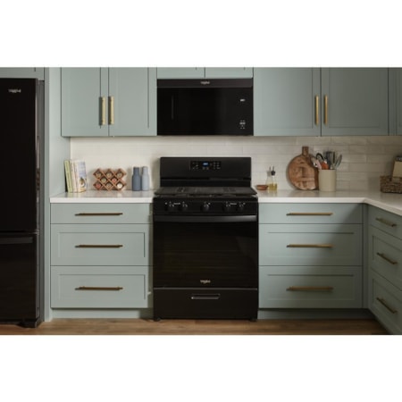 Whirlpool 30&quot; Freestanding Gas Range