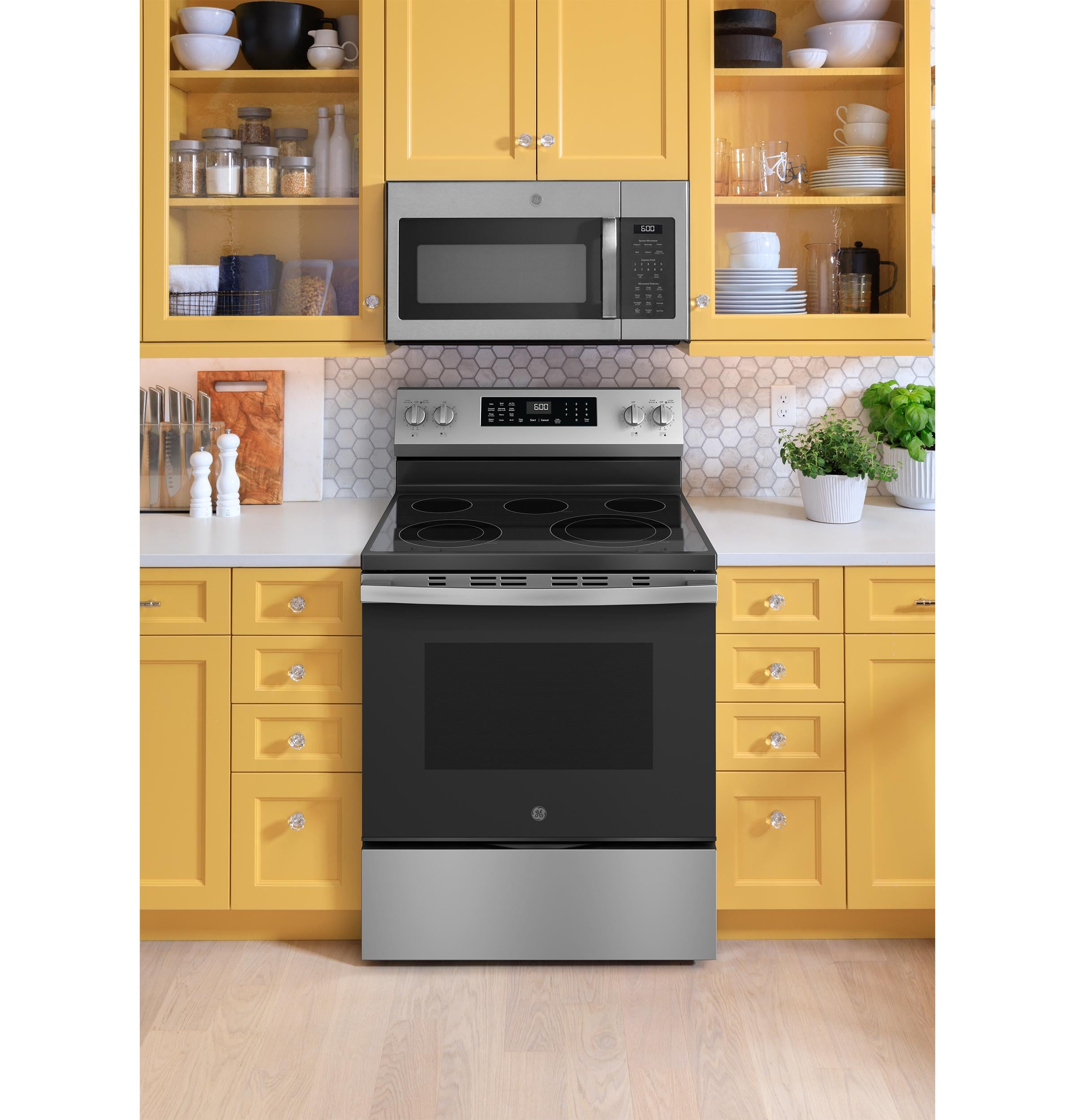 GE Appliances Electric Ranges Freestanding Smoothtop Electric Range