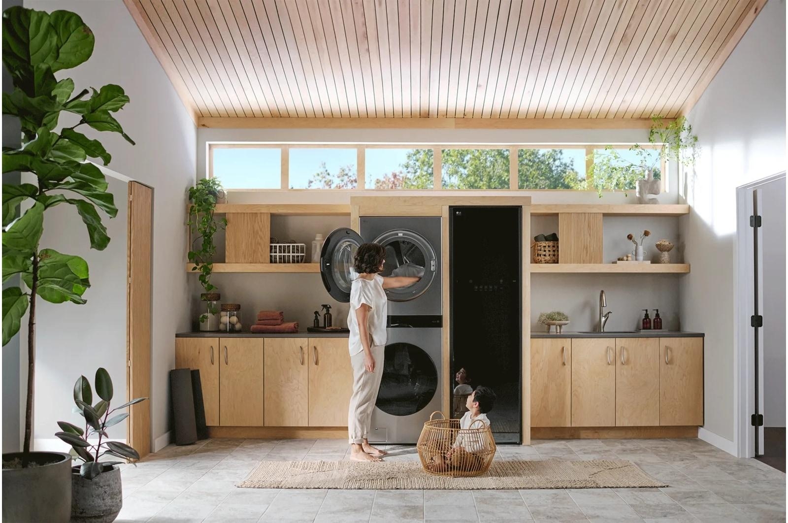 LG Appliances Combination Washer and Dryer