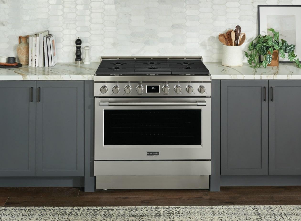 Frigidaire Gas Ranges Slide In Gas Range