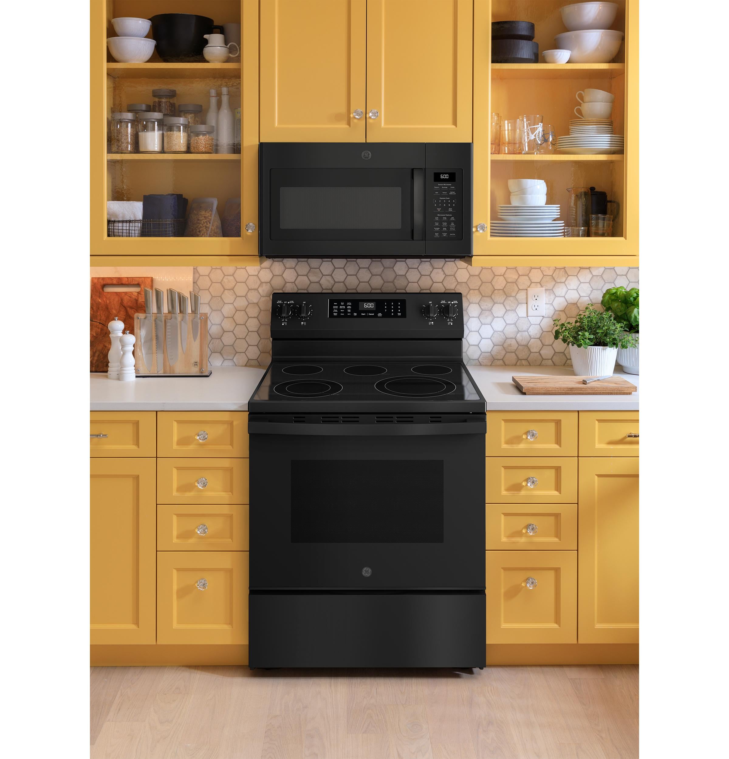 GE Appliances Electric Ranges Freestanding Smoothtop Electric Range