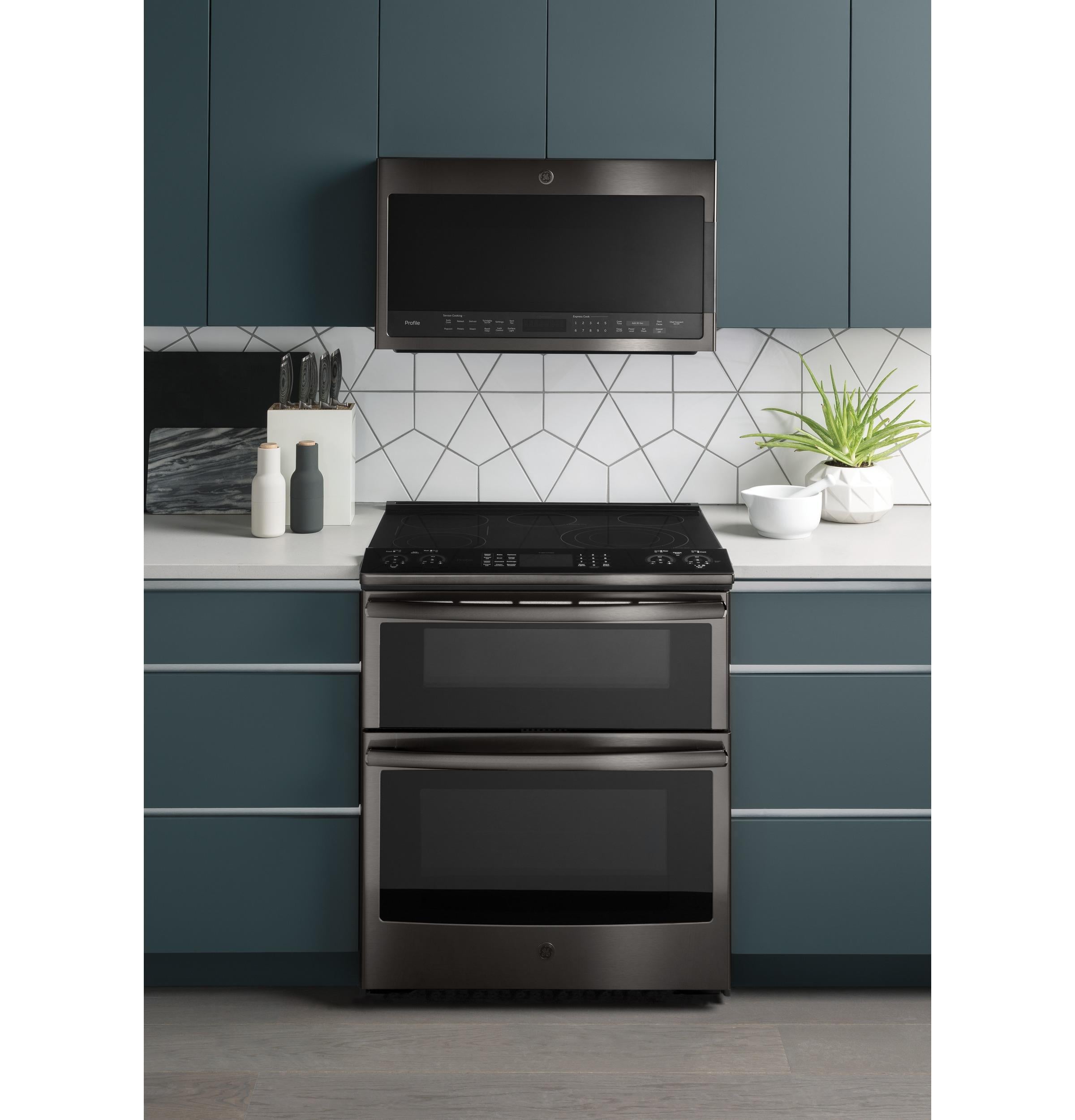 GE Appliances Microwave Over The Range Microwave