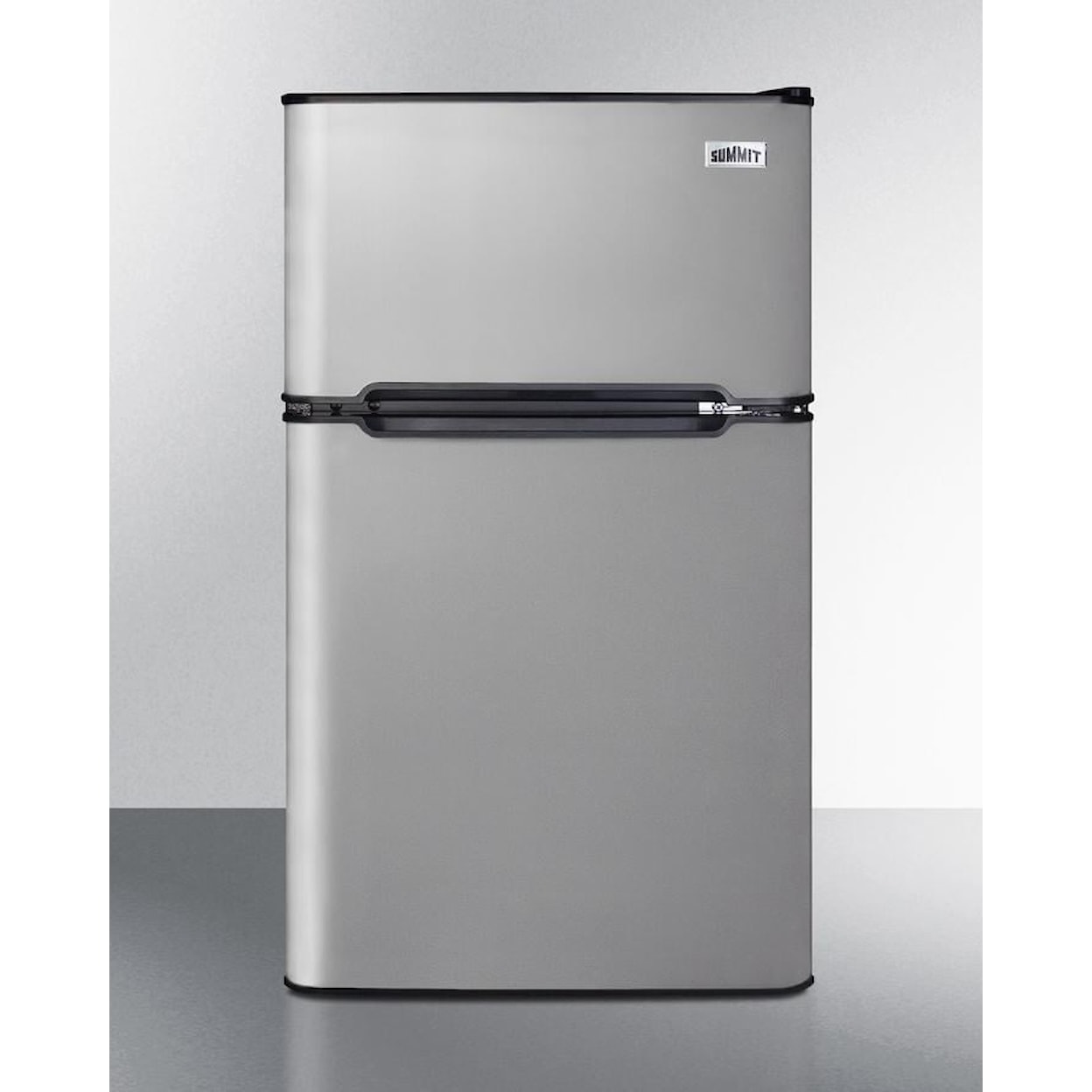 Summit Refrigerators Bottom Freezer Freestanding Refrigerator